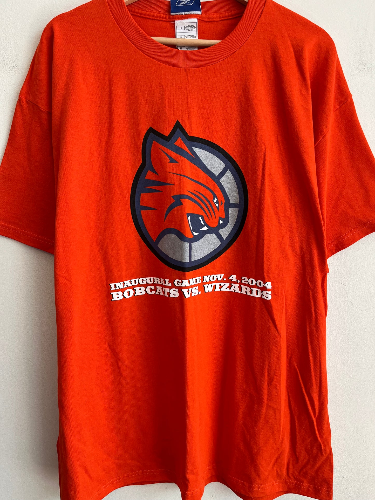 2004 Charlotte Bobcats Vs. Washington Wizards Inaugural Game Tee (XL)