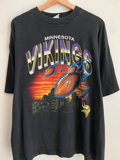 90s Minnesota Vikings True Fan Graphic Tee (XL)