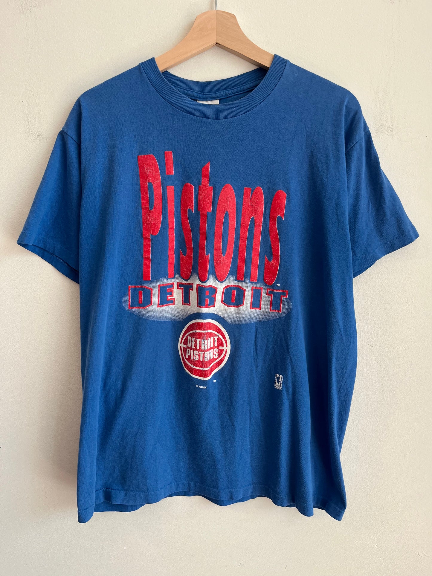 90s Detroit Pistons Spell Out NBA Tee (L)