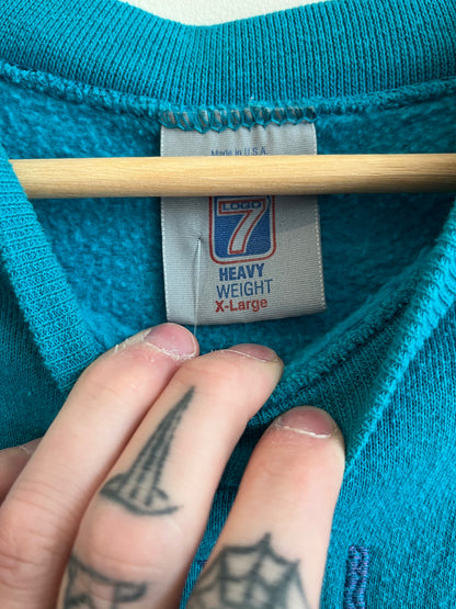 1990s Charlotte Hornets Embroidered Logo 7 Spell Out Crewneck (XL)