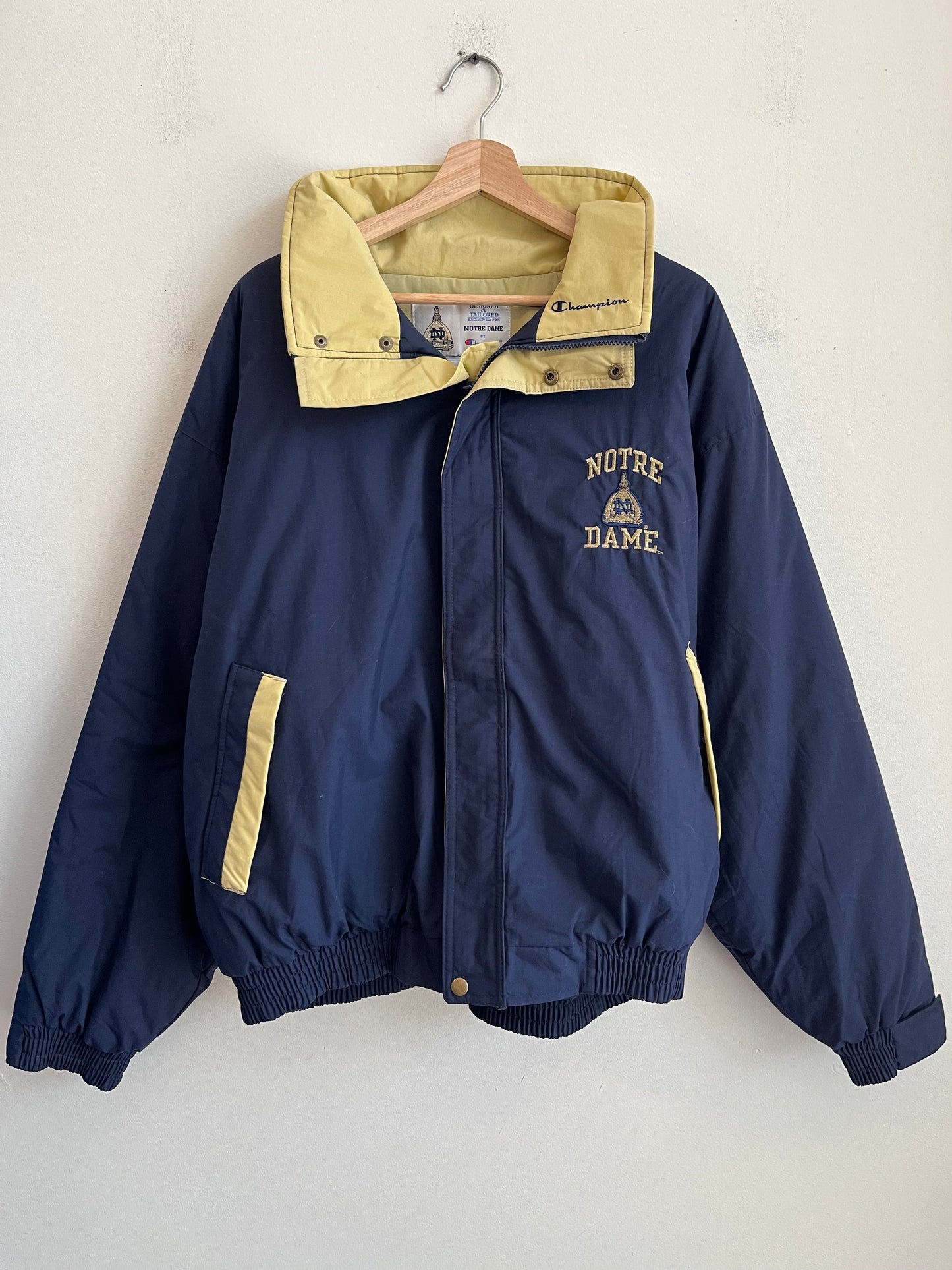 1990s Notre Dame University Champion Puffer Jacket (L)