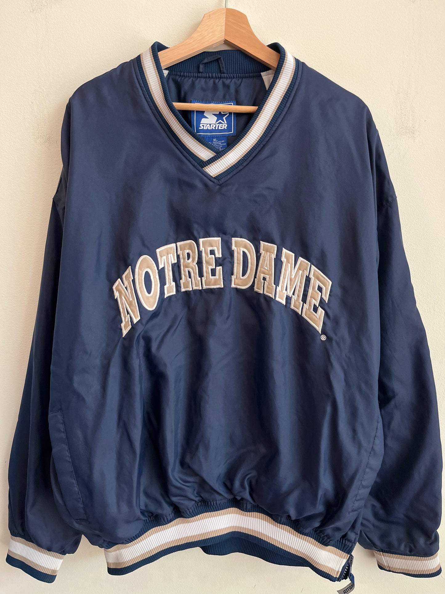1990s Starter Notre Dame University Spell Out Windbreaker (XL)