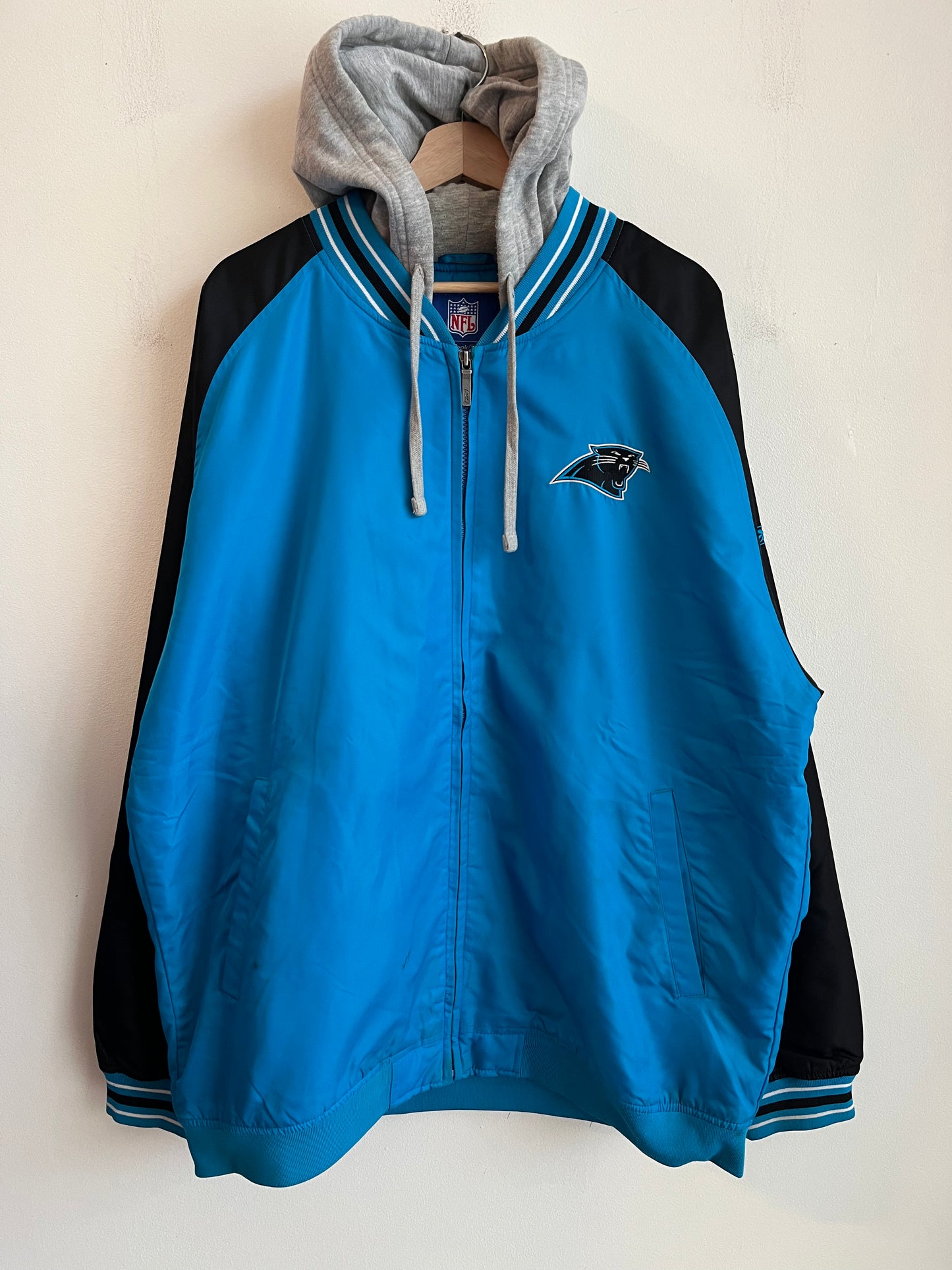 00s Carolina Panthers Reebok Hooded Jacket (XL)