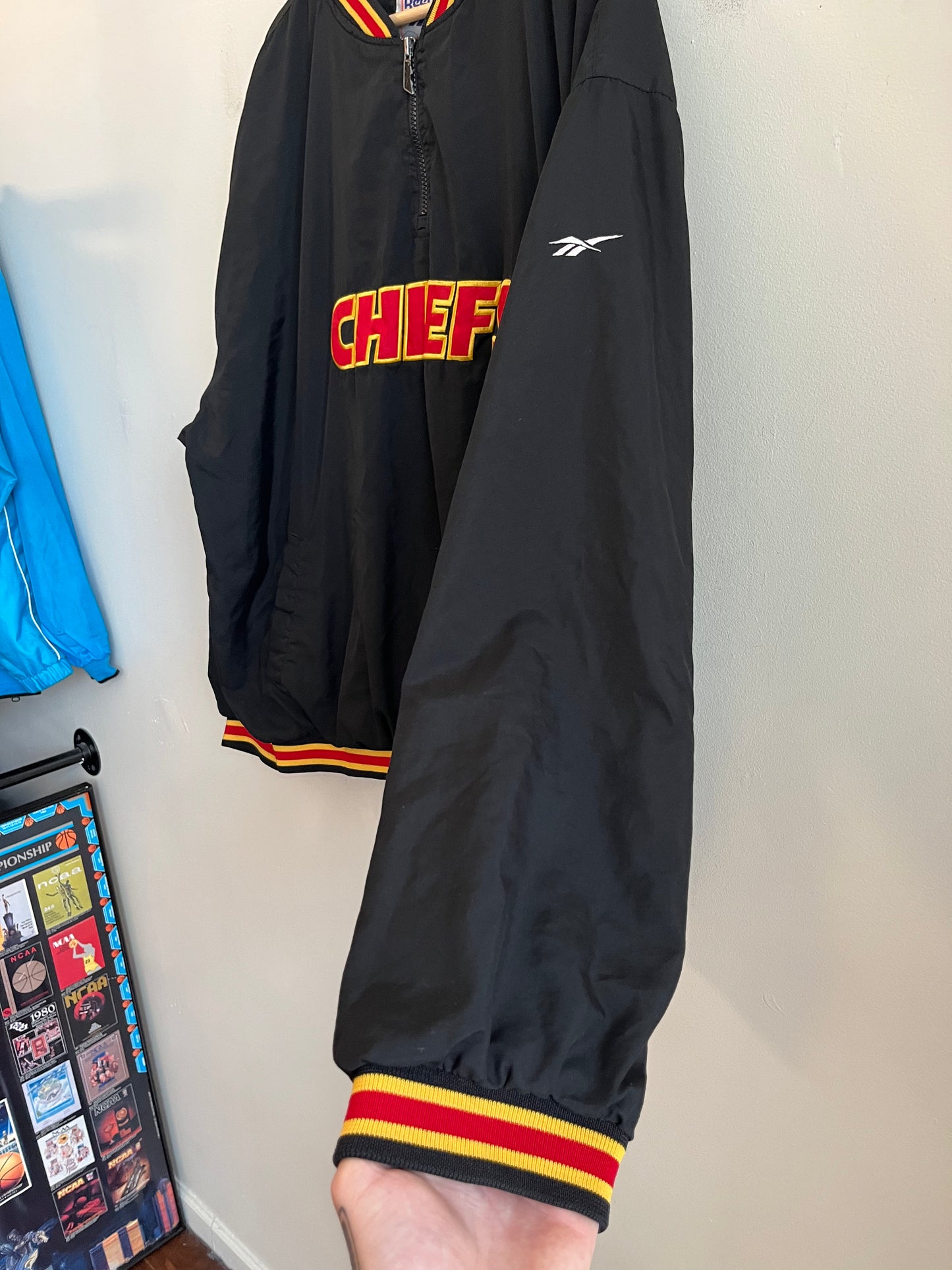 90s Kansas City Chiefs Black Reebok Windbreaker (XL)