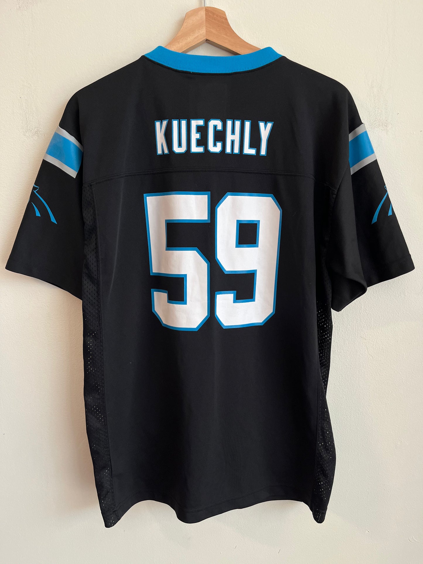 2010s Carolina Panthers Luke Kuechly NFL Players Jersey (Youth XL)