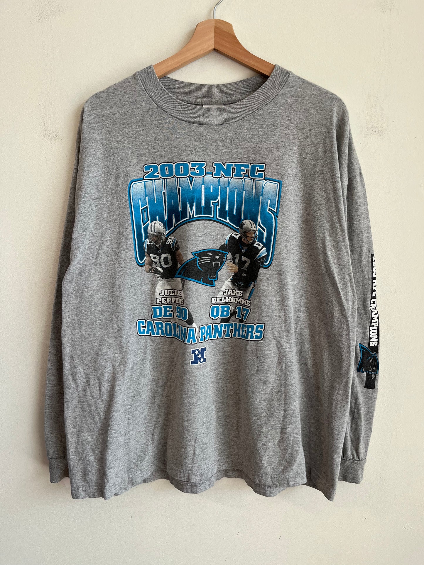 2003 Carolina Panthers Jake Delhomme & Julius Peppers Long Sleeve (XL)
