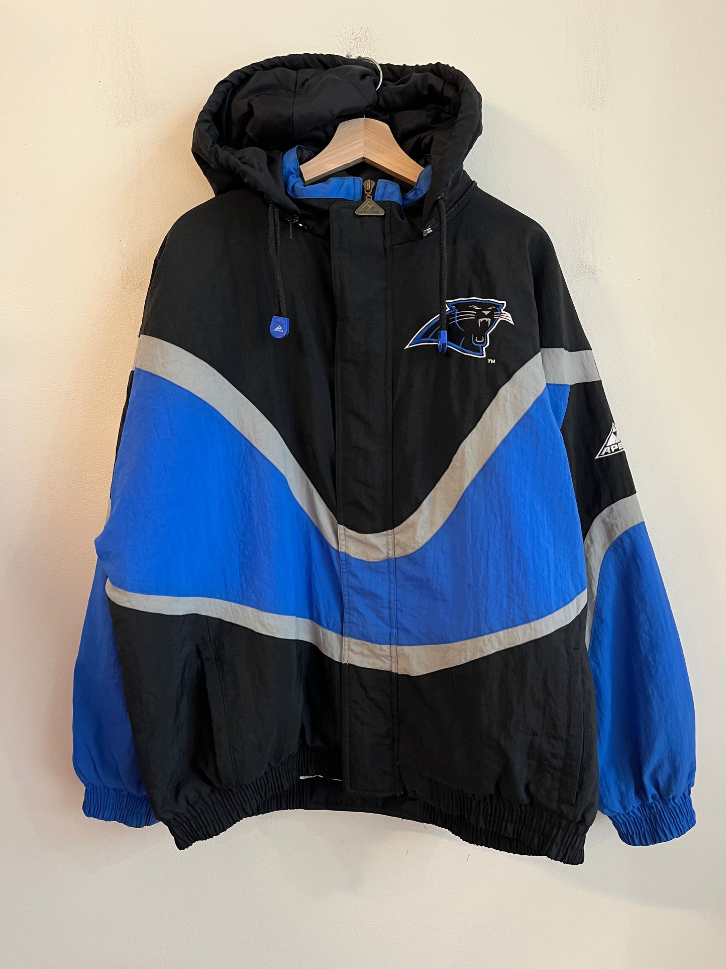 90s Carolina Panthers Apex One Dark Blue Wave Puffer Jacket (L)