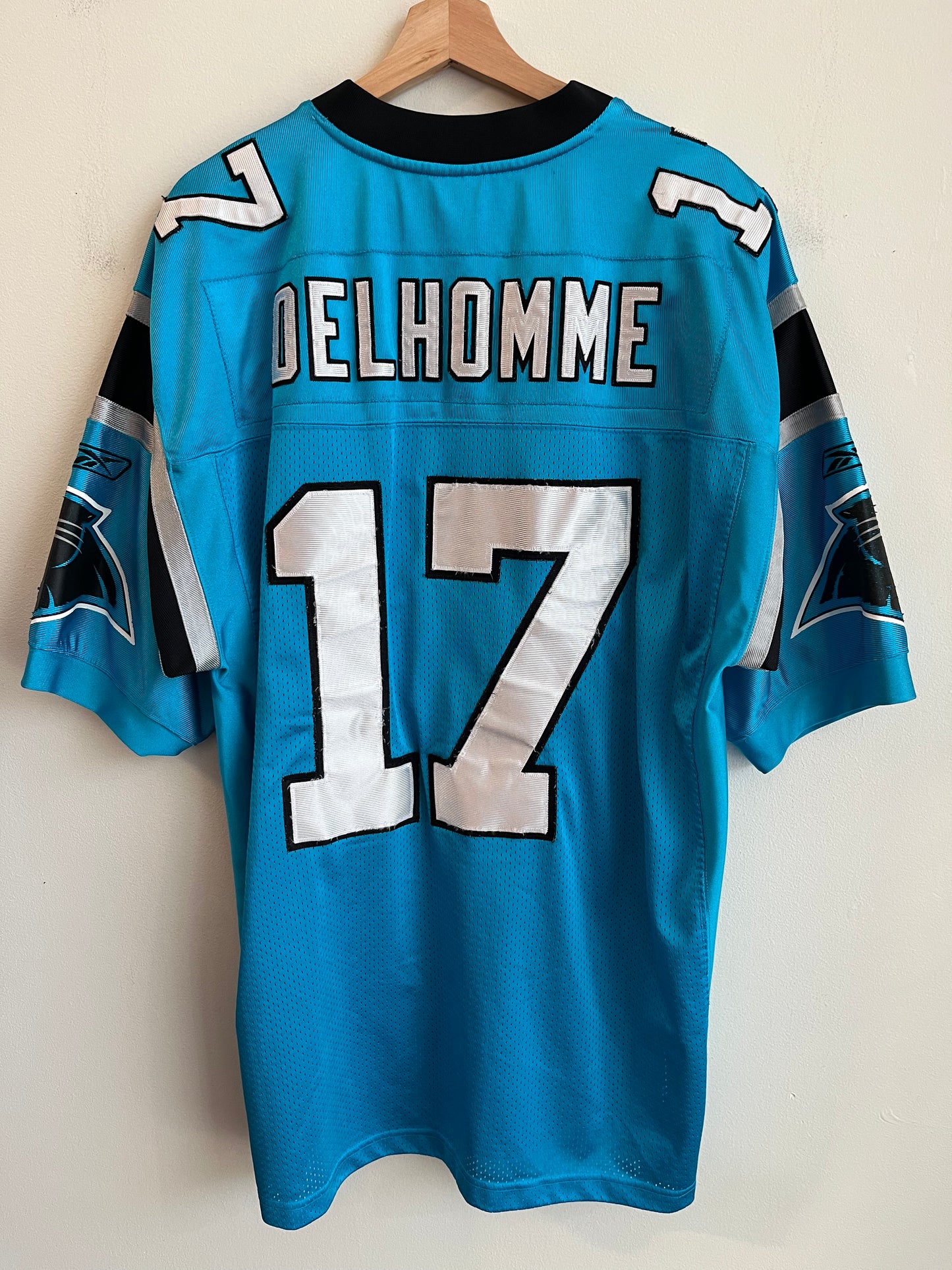 00s Carolina Panthers Jake Delhomme Stitched Electric Blue Jersey (L)