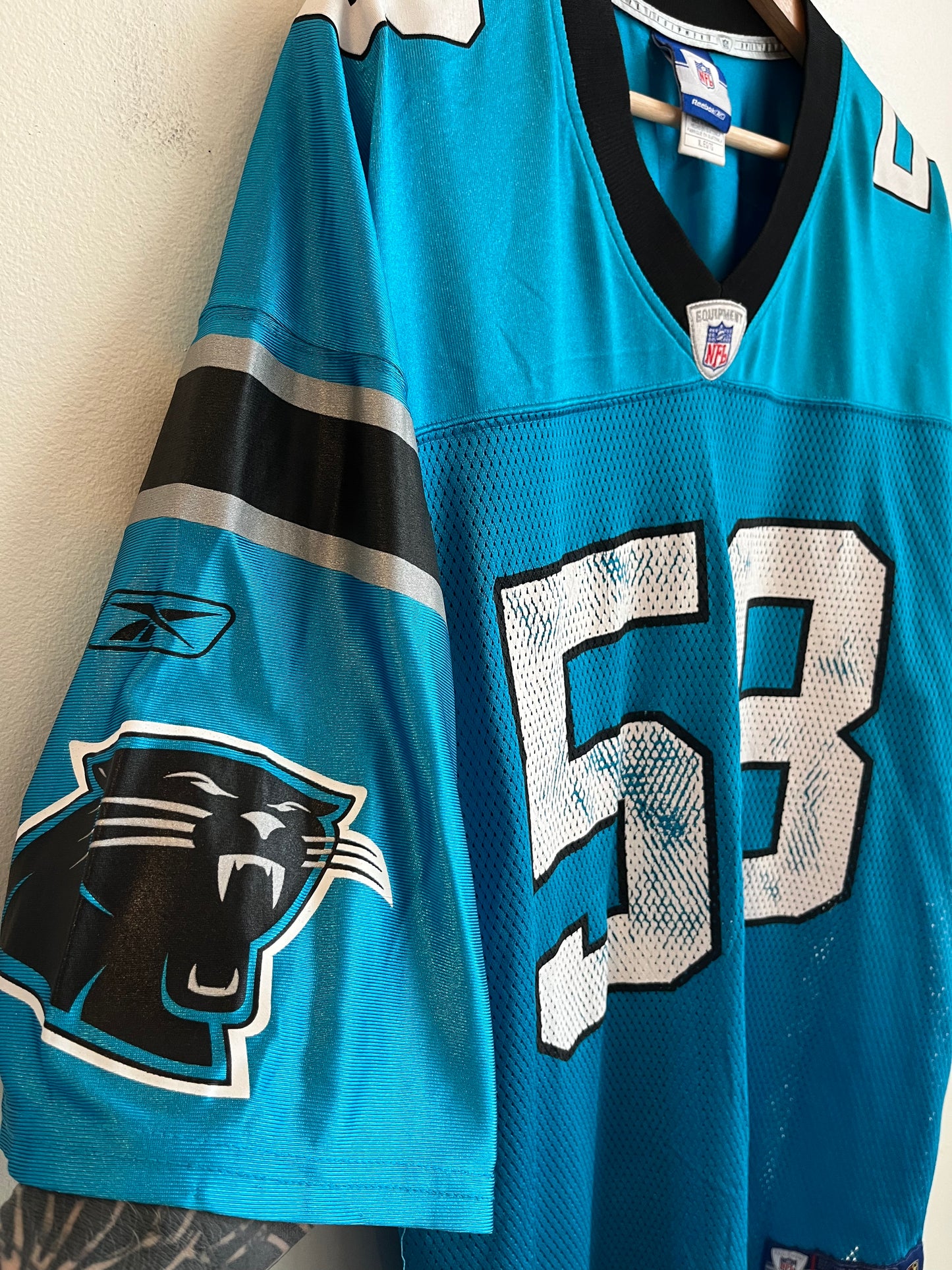 2000s Carolina Panthers Thomas Davis Electric Blue Jersey (XL)