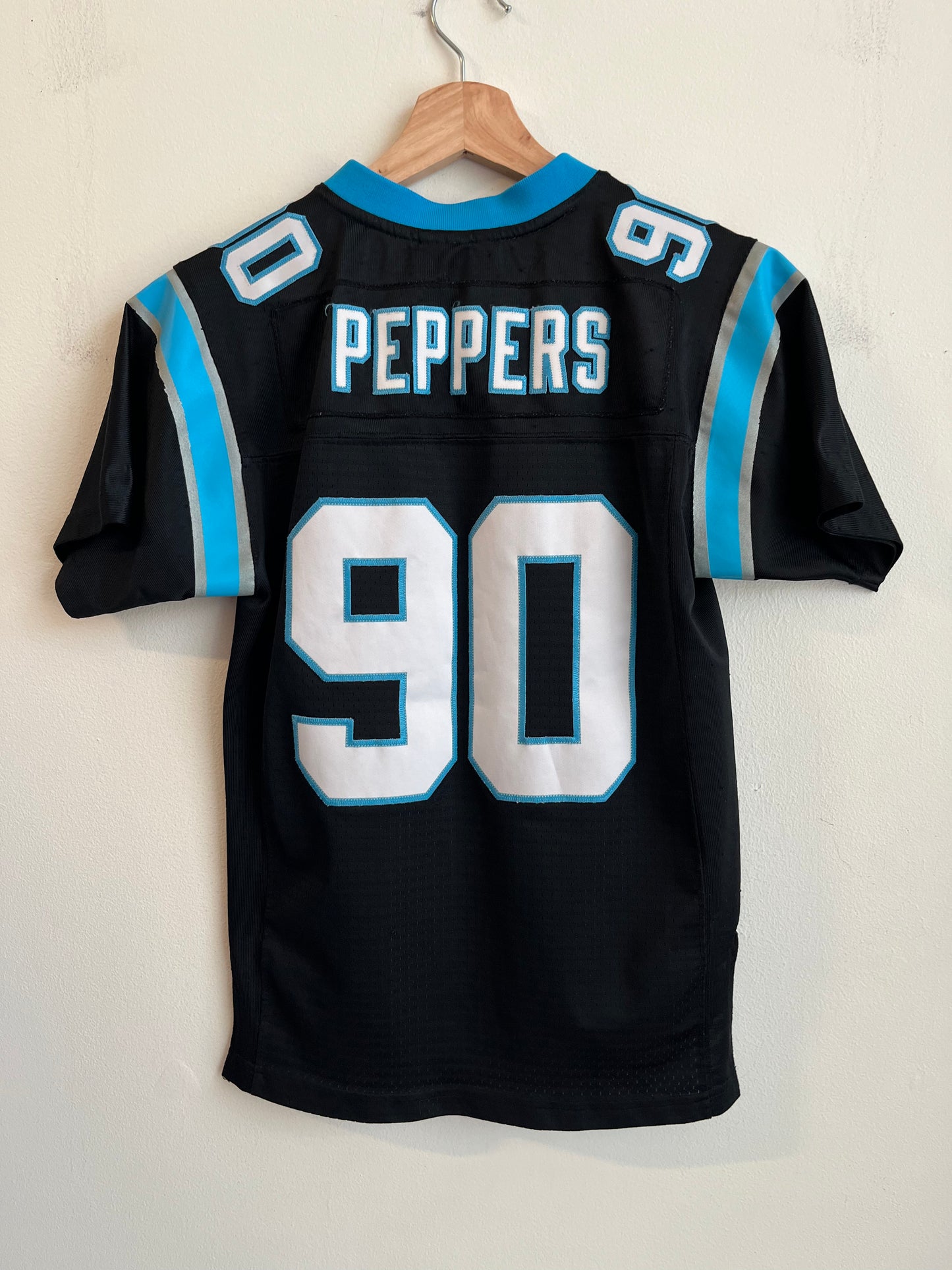 00s Carolina Panthers Julius Peppers Stitched Home Jersey (Youth M)