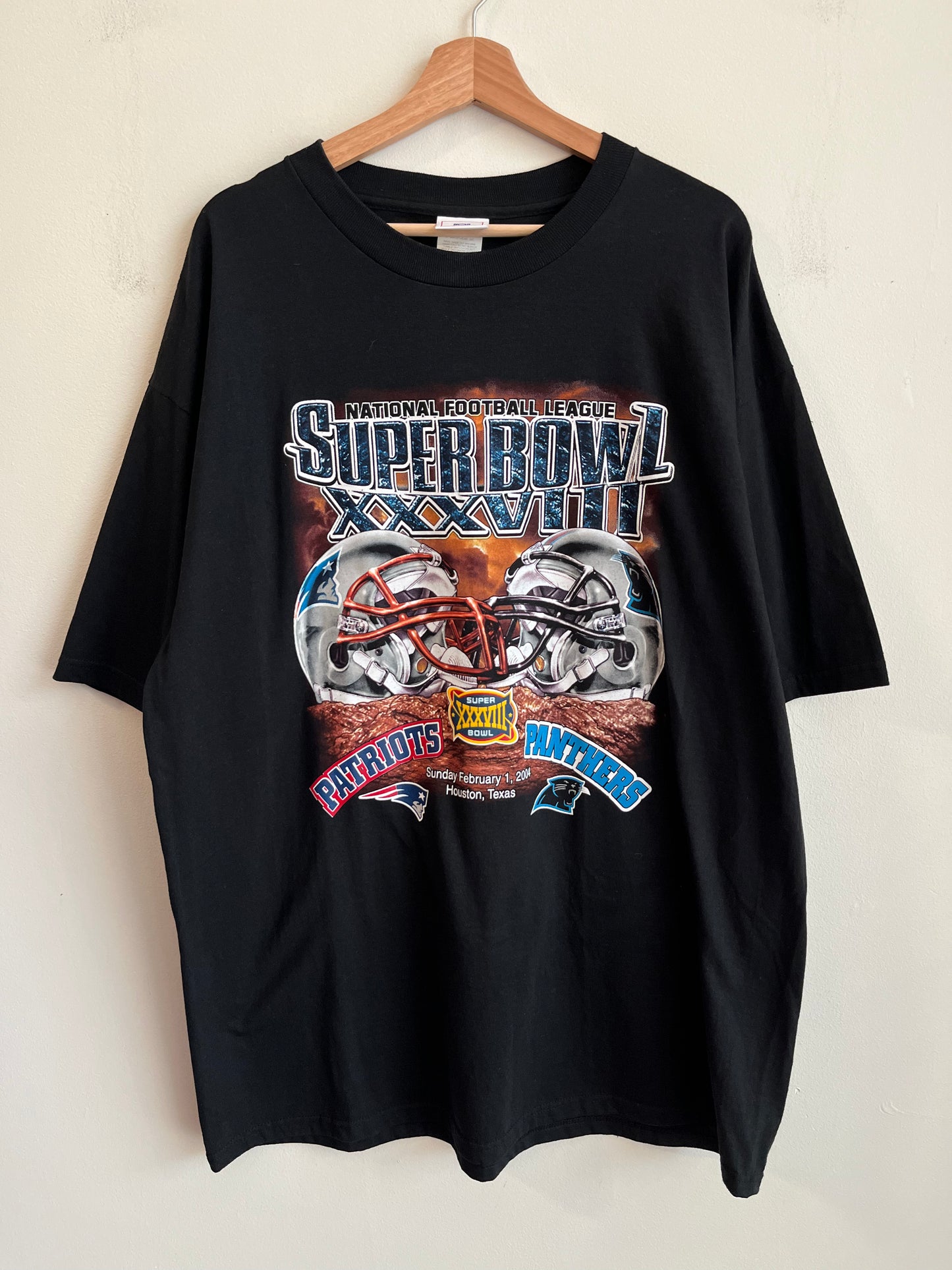 2004 Panthers v Patriots Black SB XXXVIII Tee (XL)