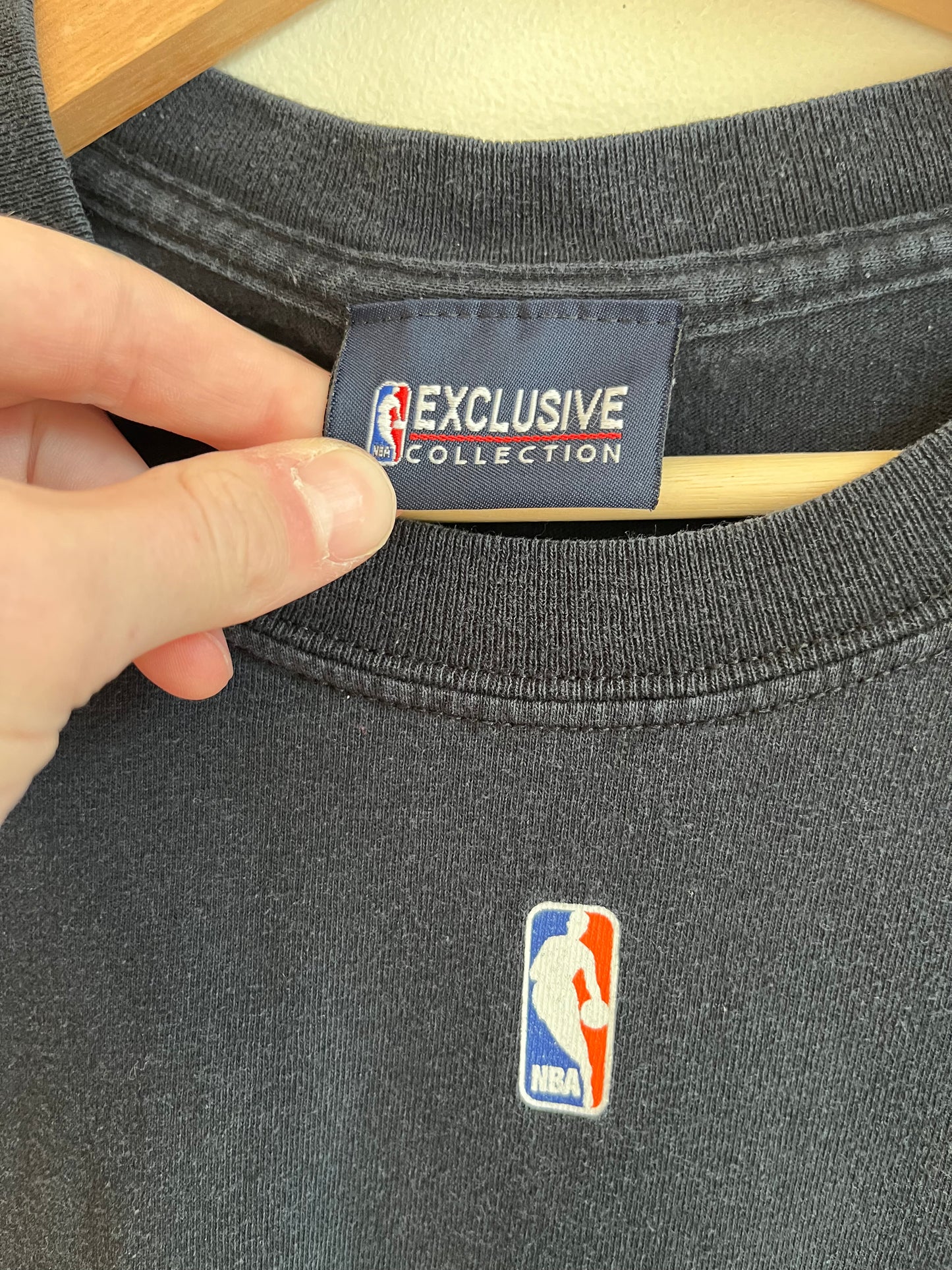 00s Charlotte Bobcats Navy Tee (L)