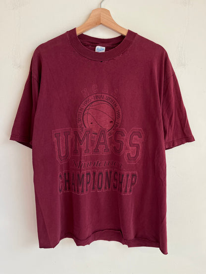1995 U Mass Minute Men Cropped College Tee (XL)