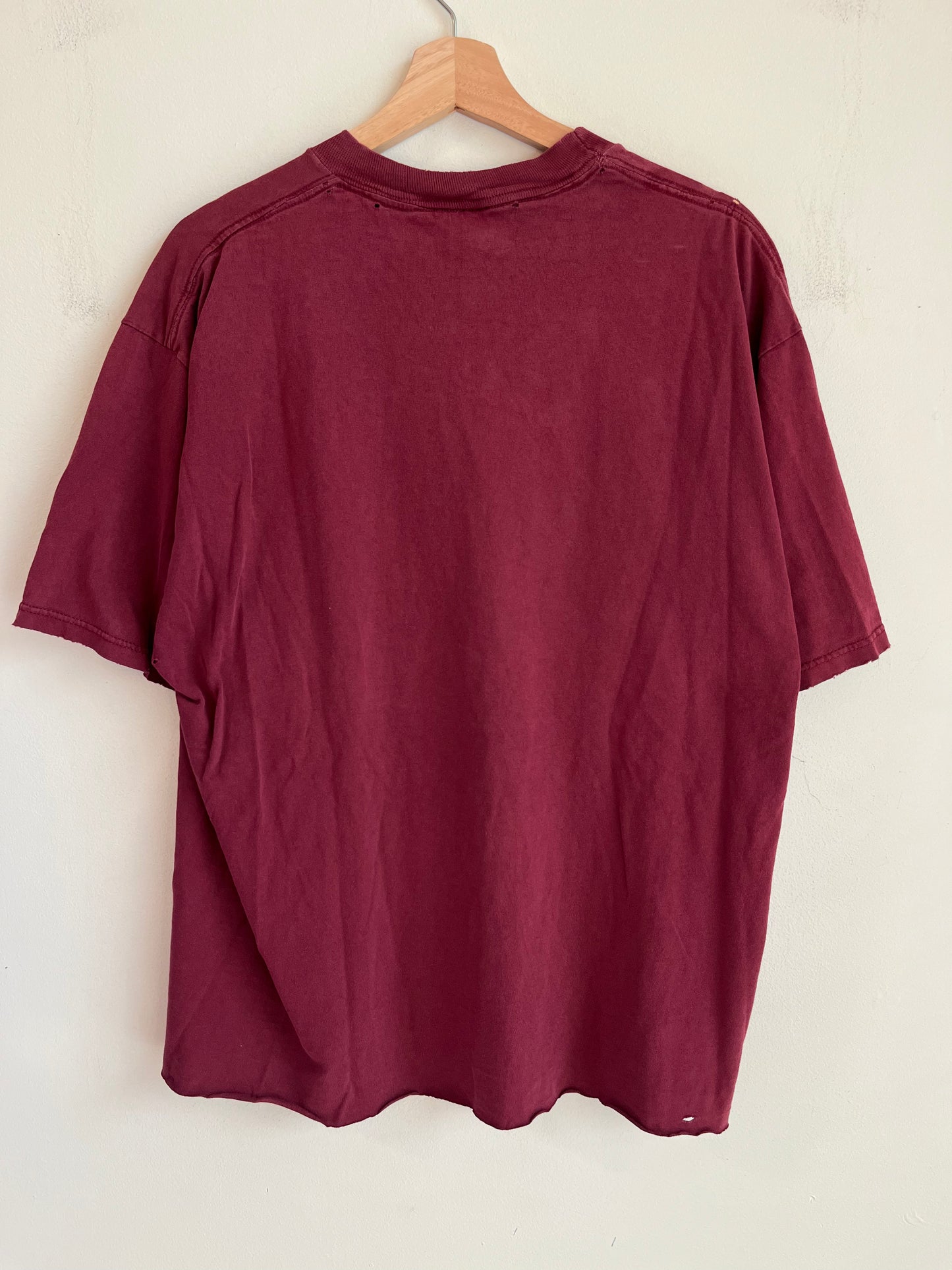 1995 U Mass Minute Men Cropped College Tee (XL)