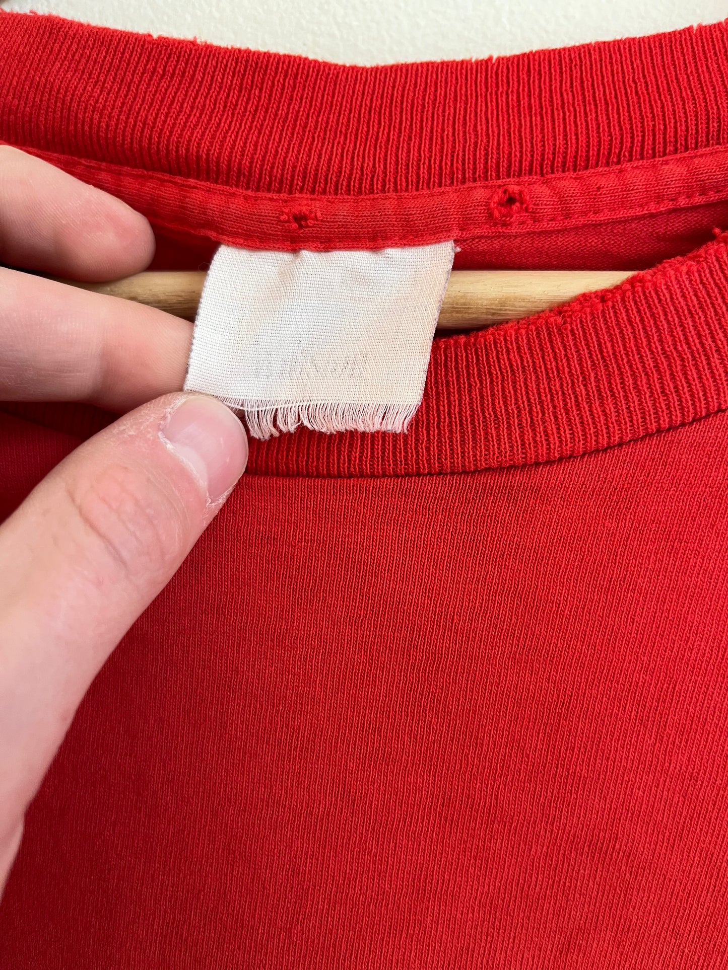 90s Winston Cigarettes Cropped Red Tee (L)