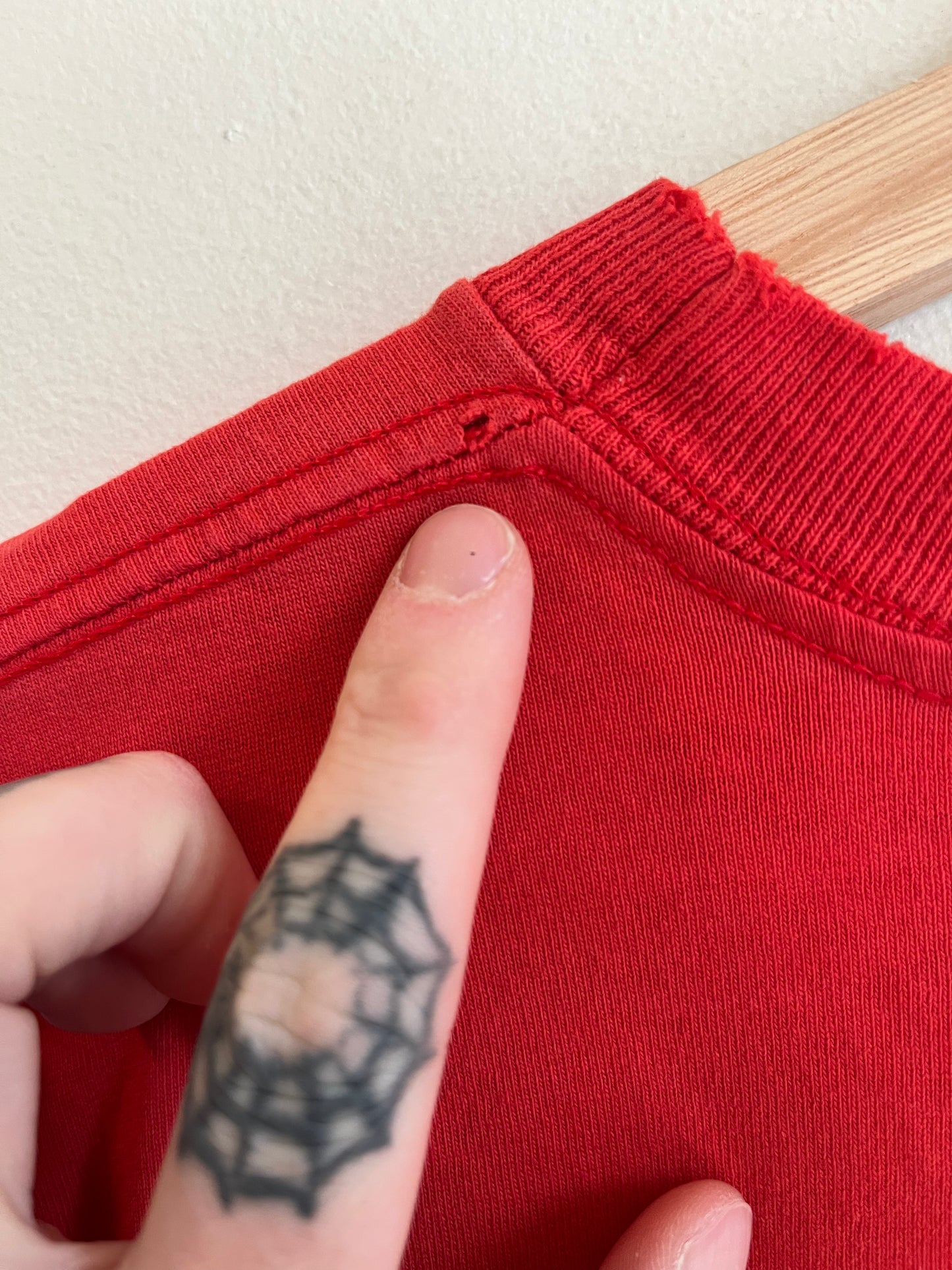 90s Winston Cigarettes Cropped Red Tee (L)