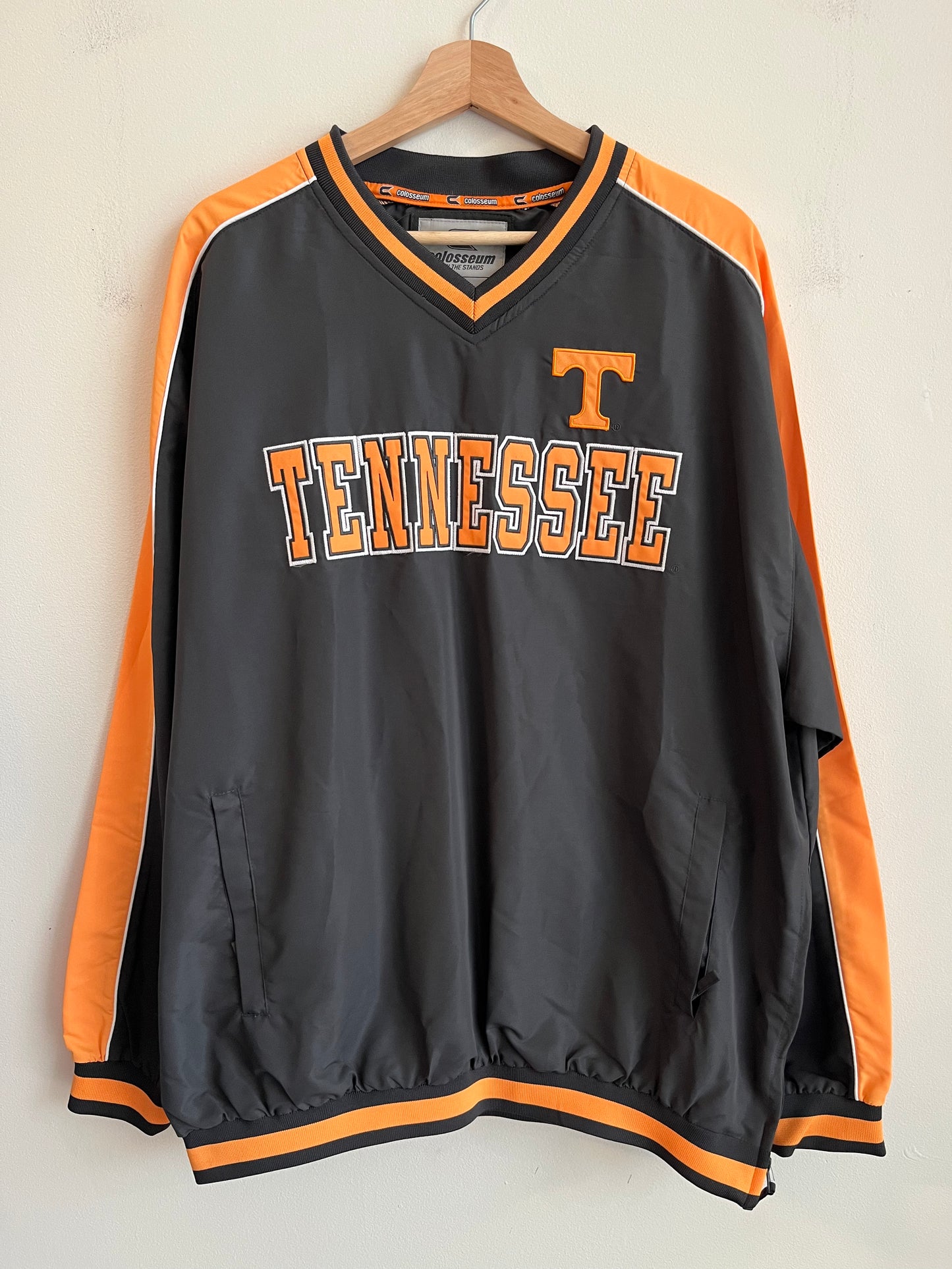 2000s University Of Tennessee Spell Out Embroidered Colosseum Orange Windbreaker (XL)