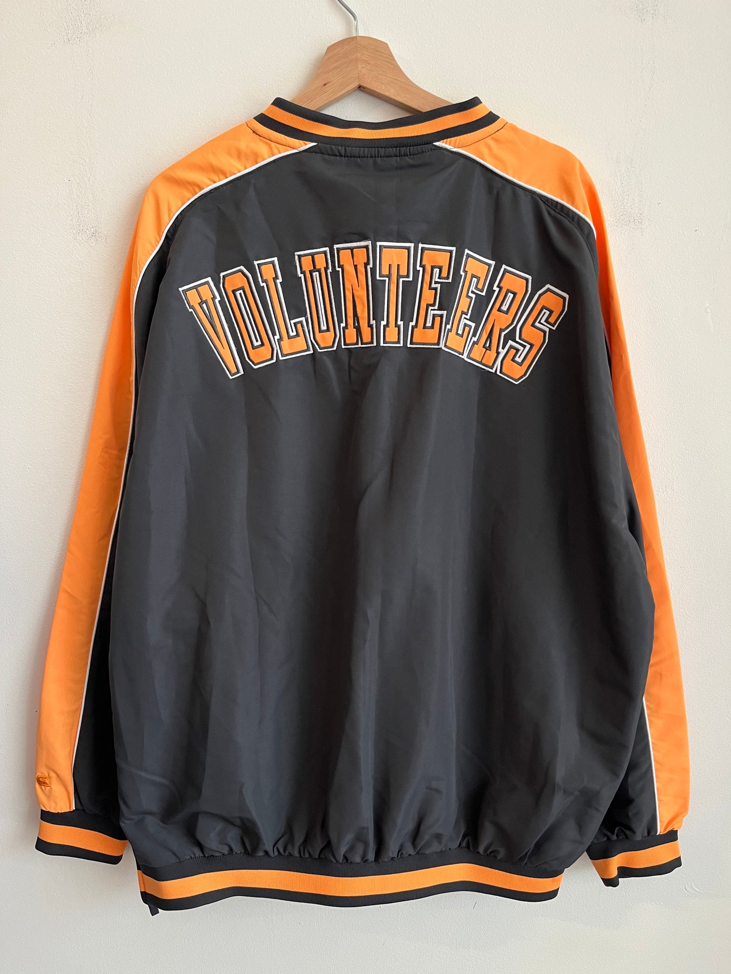 2000s University Of Tennessee Spell Out Embroidered Colosseum Orange Windbreaker (XL)