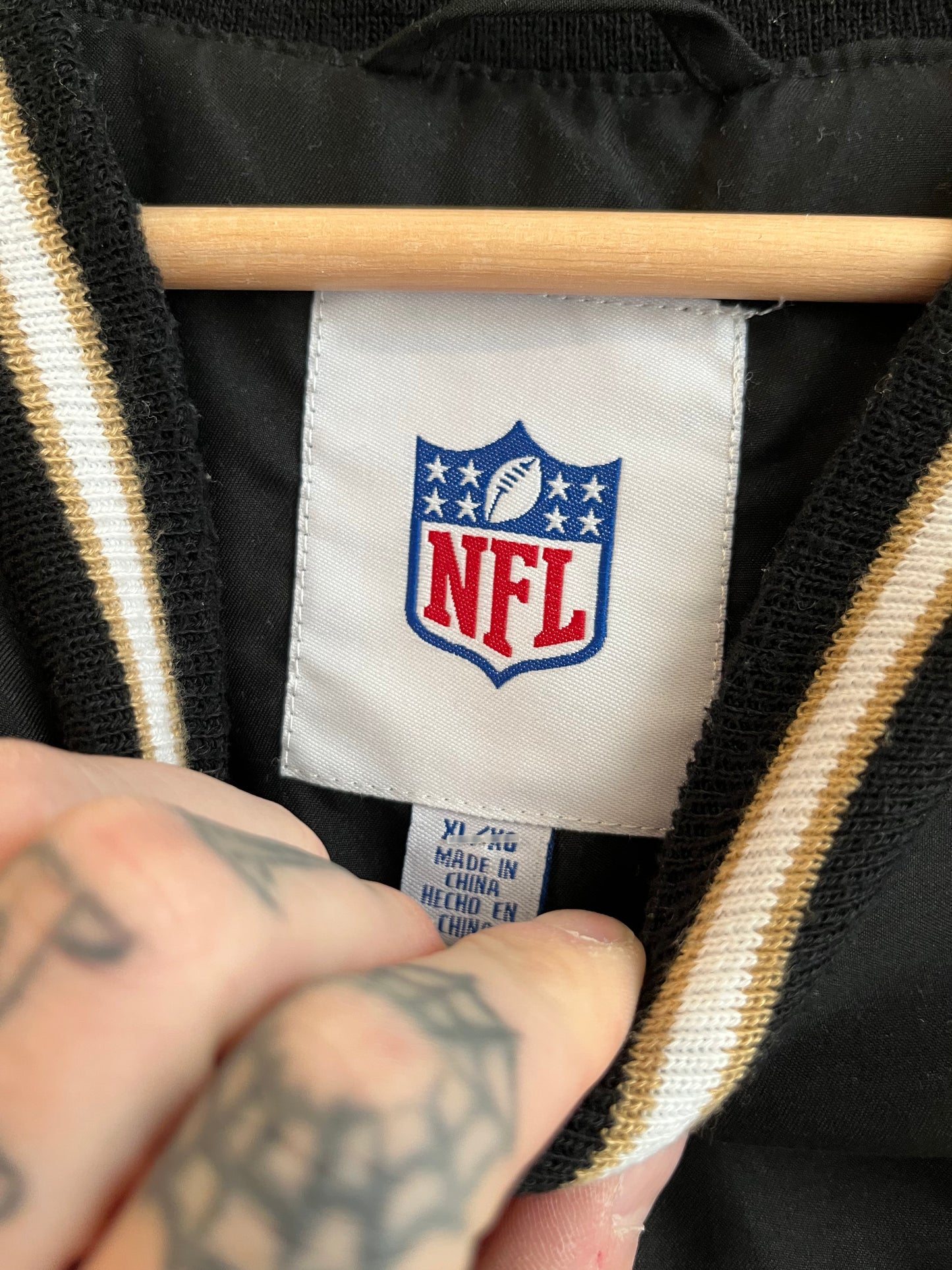 2000s New Orleans Saints Spell Out Big Logo Windbreaker (XL)