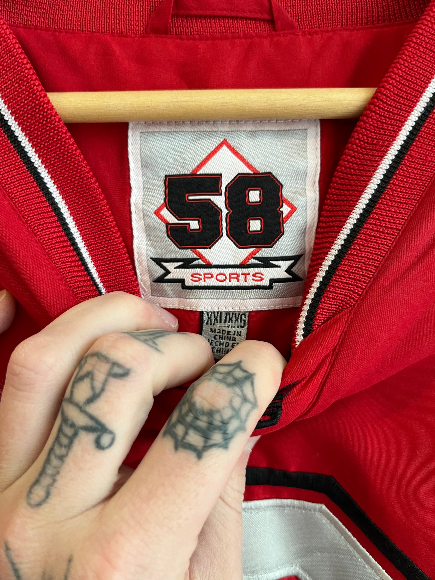 2000s Ohio State Buckeyes Embroidered Logo 58 Wind (XXL)