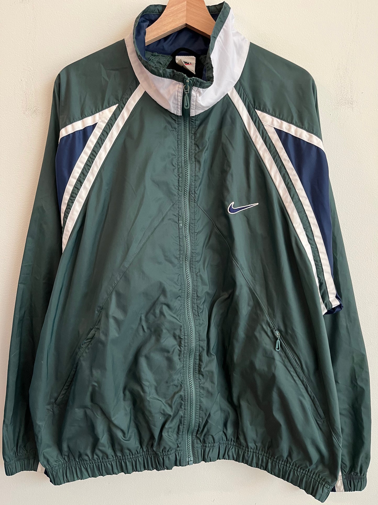 90s Nike Green Embroidered Windbreaker (XL)
