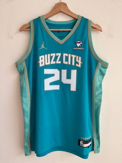 2023 Charlotte Hornets Brandon Miller Jordan Jersey (Youth XL)