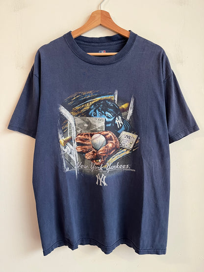 2009 New York Yankees Navy MLB Graphic Tee (L)
