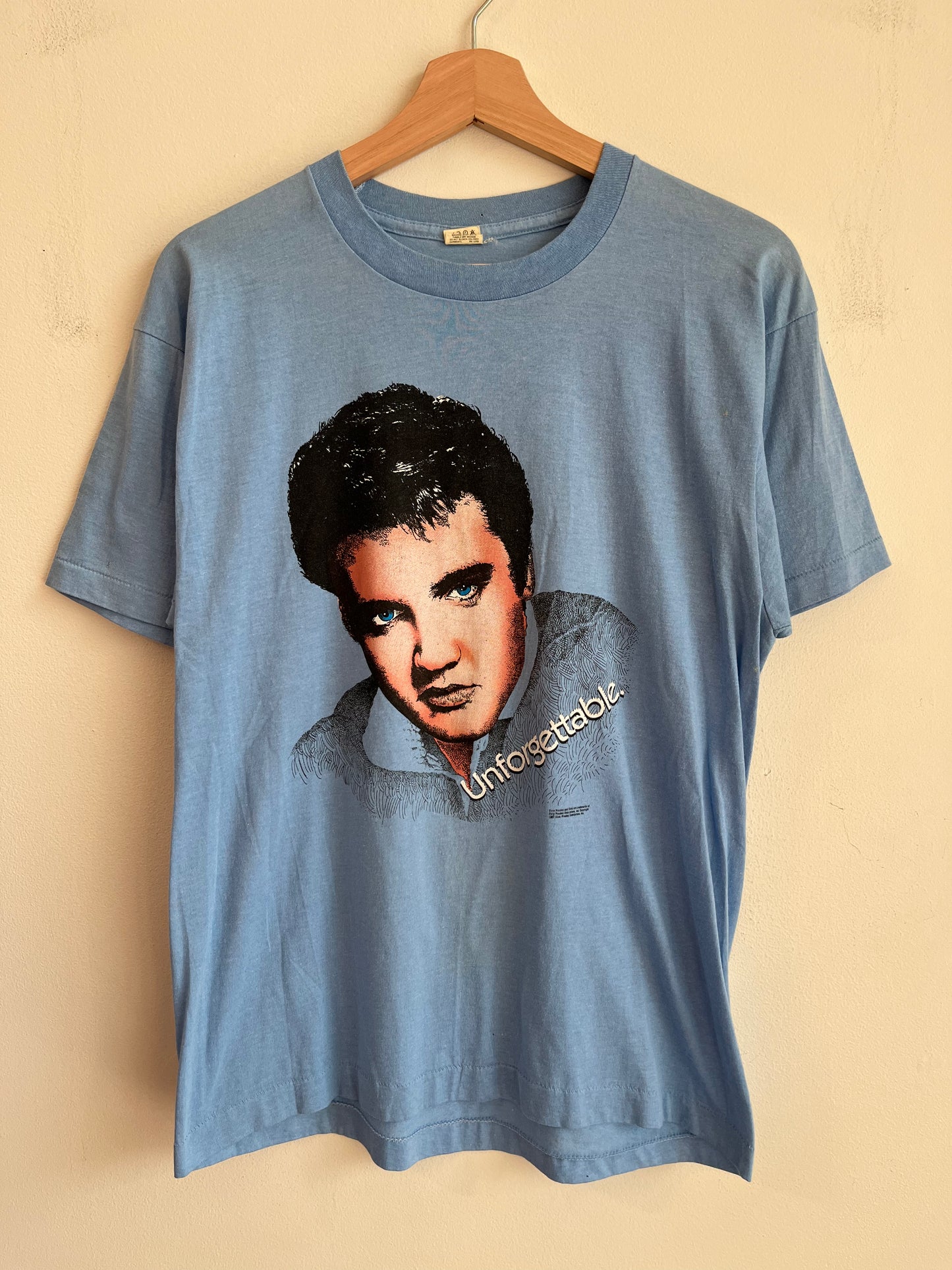 1987 Elvis Presely Unforgettable Graphic Tee (L)