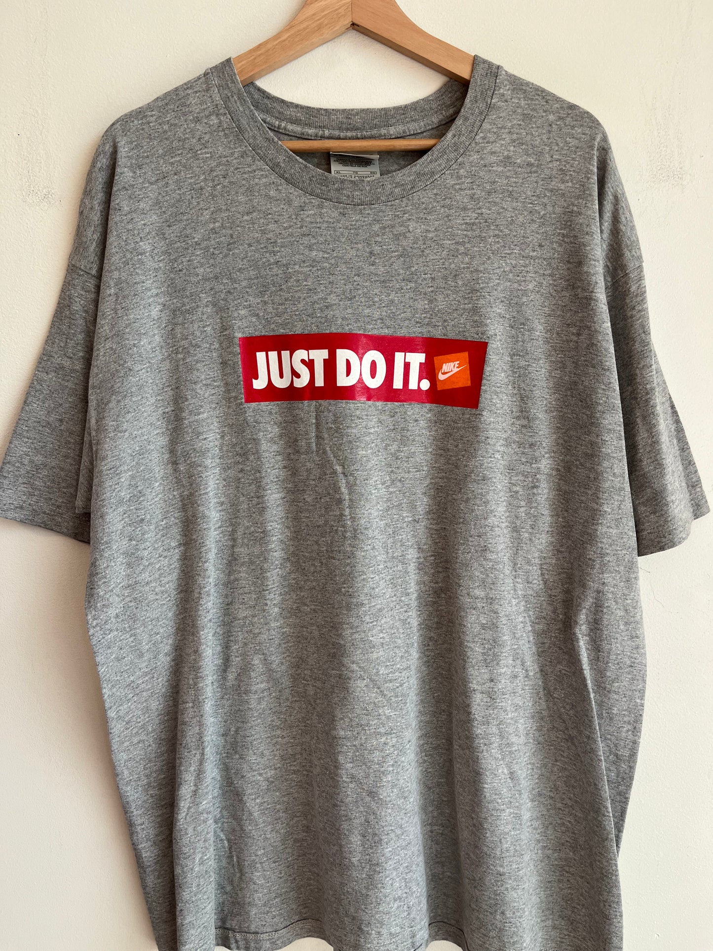 2000s Nike Just Do It Grey Tee (XL)