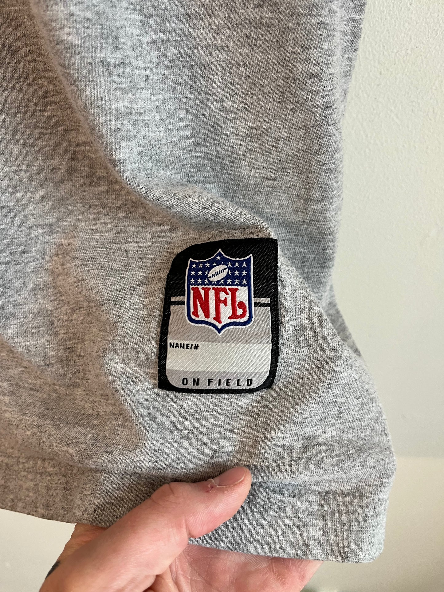 00s Carolina Panthers Spell Out Essential Tee (M)