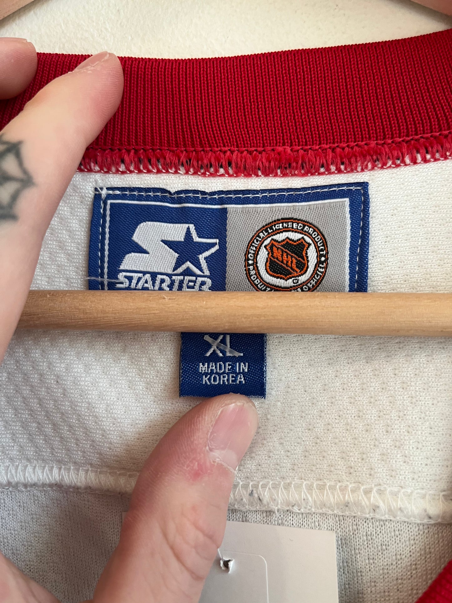 00s Carolina Hurricanes Big Logo Starter Away Jersey (XL)
