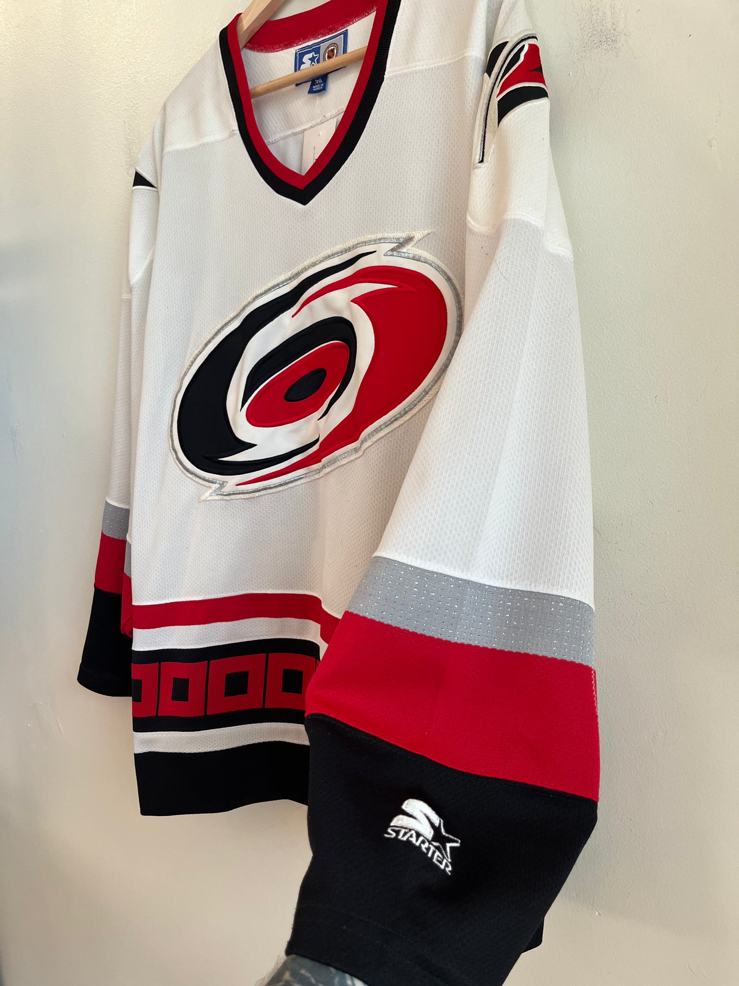 00s Carolina Hurricanes Big Logo Starter Away Jersey (XL)