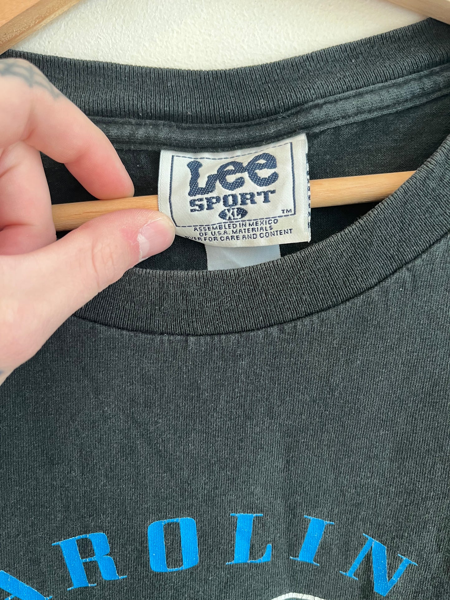 1999 Carolina Panthers Lee Faded Black Tee (XL)
