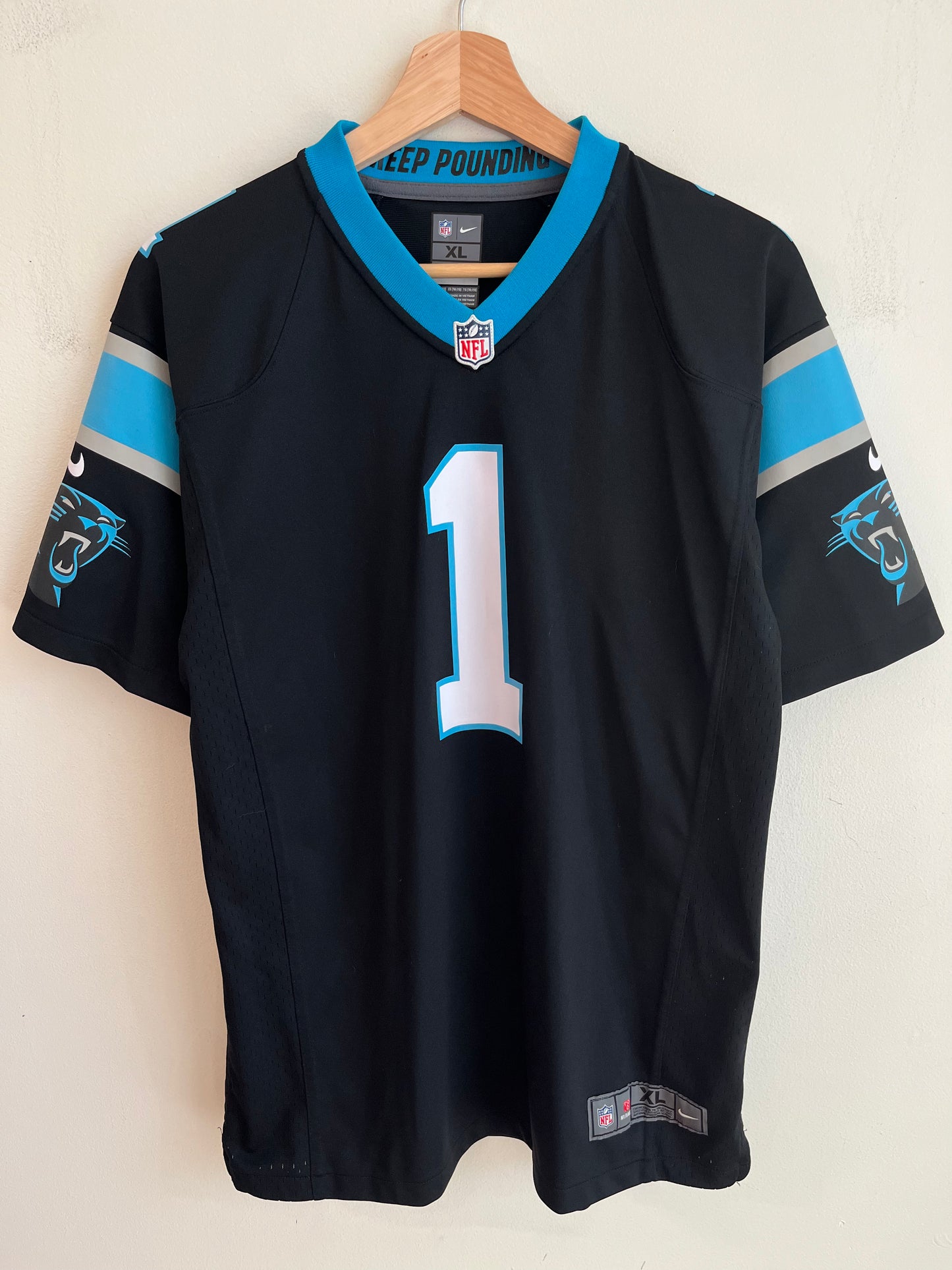 2017 Carolina Panthers Cam Newton Nike Home Jersey (Youth XL)