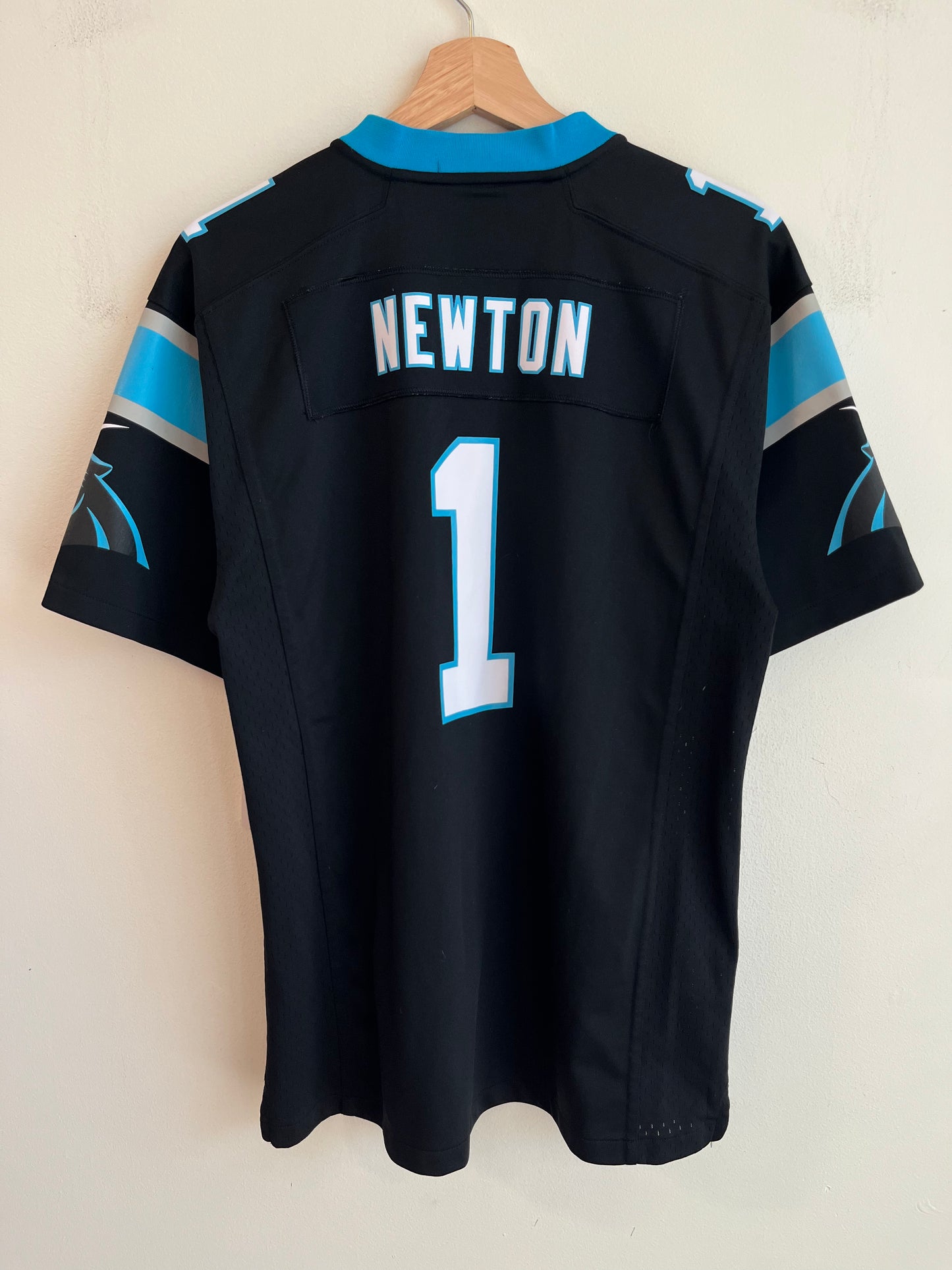 2017 Carolina Panthers Cam Newton Nike Home Jersey (Youth XL)