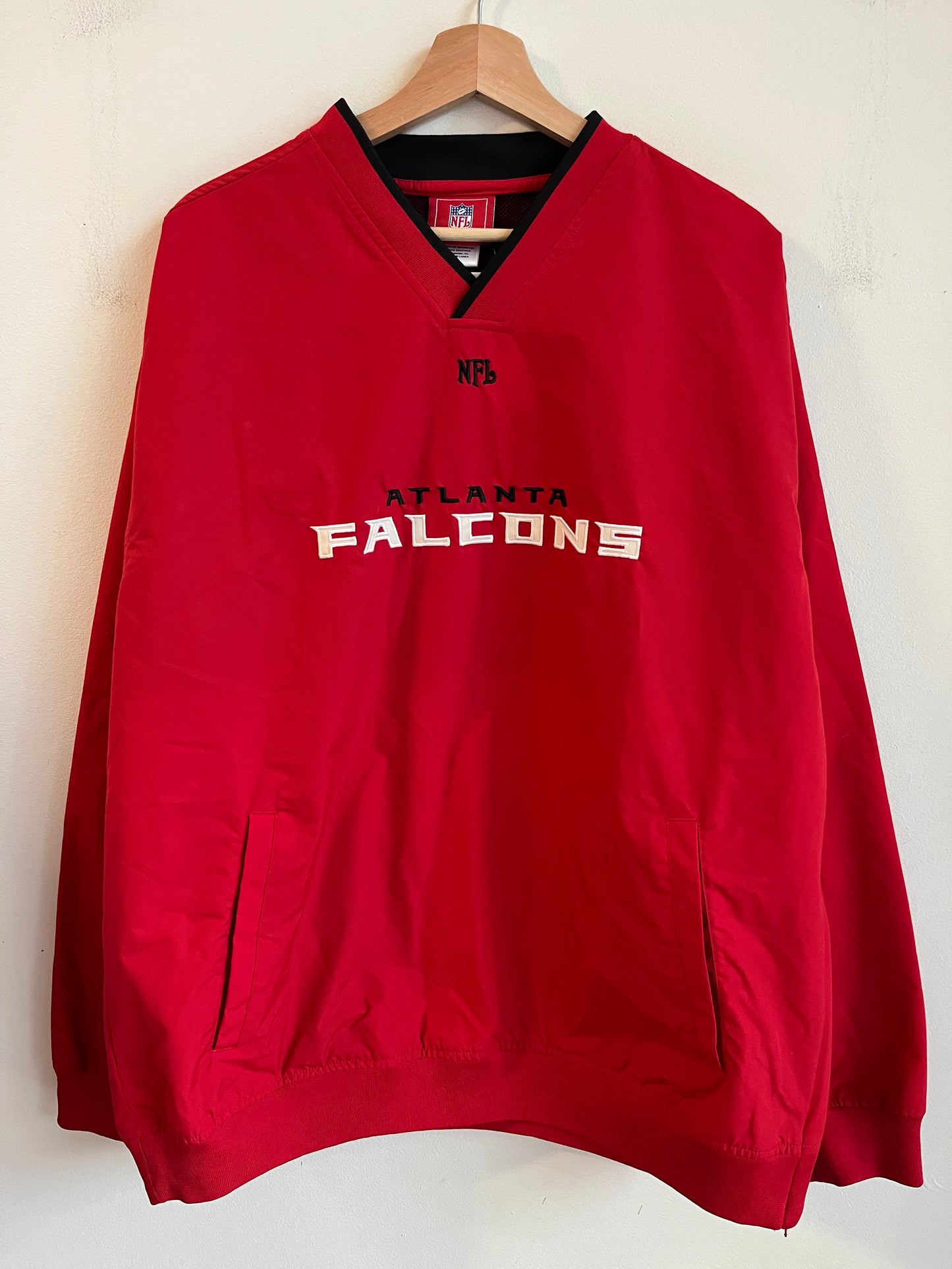 00s Atlanta Falcons Red NFL Windbreaker (L)