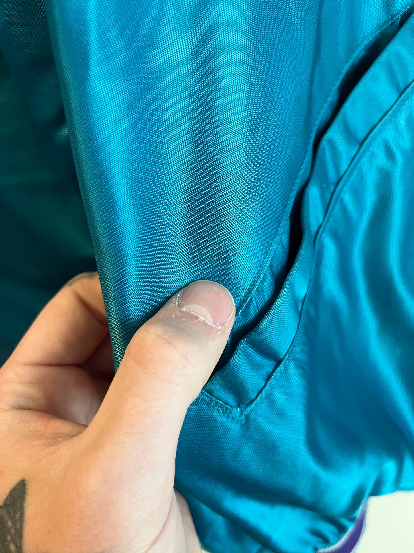 90s Charlotte Hornets DeLong Satin Spell Out Jacket (L)