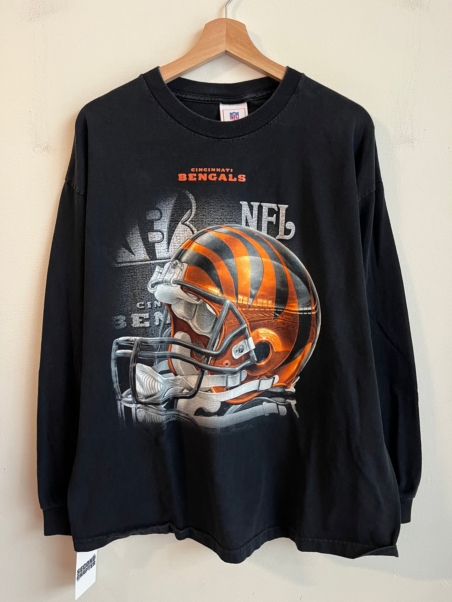 00s Cincinnati Bengals Helmet Graphic Long Sleeve Shirt (XL)