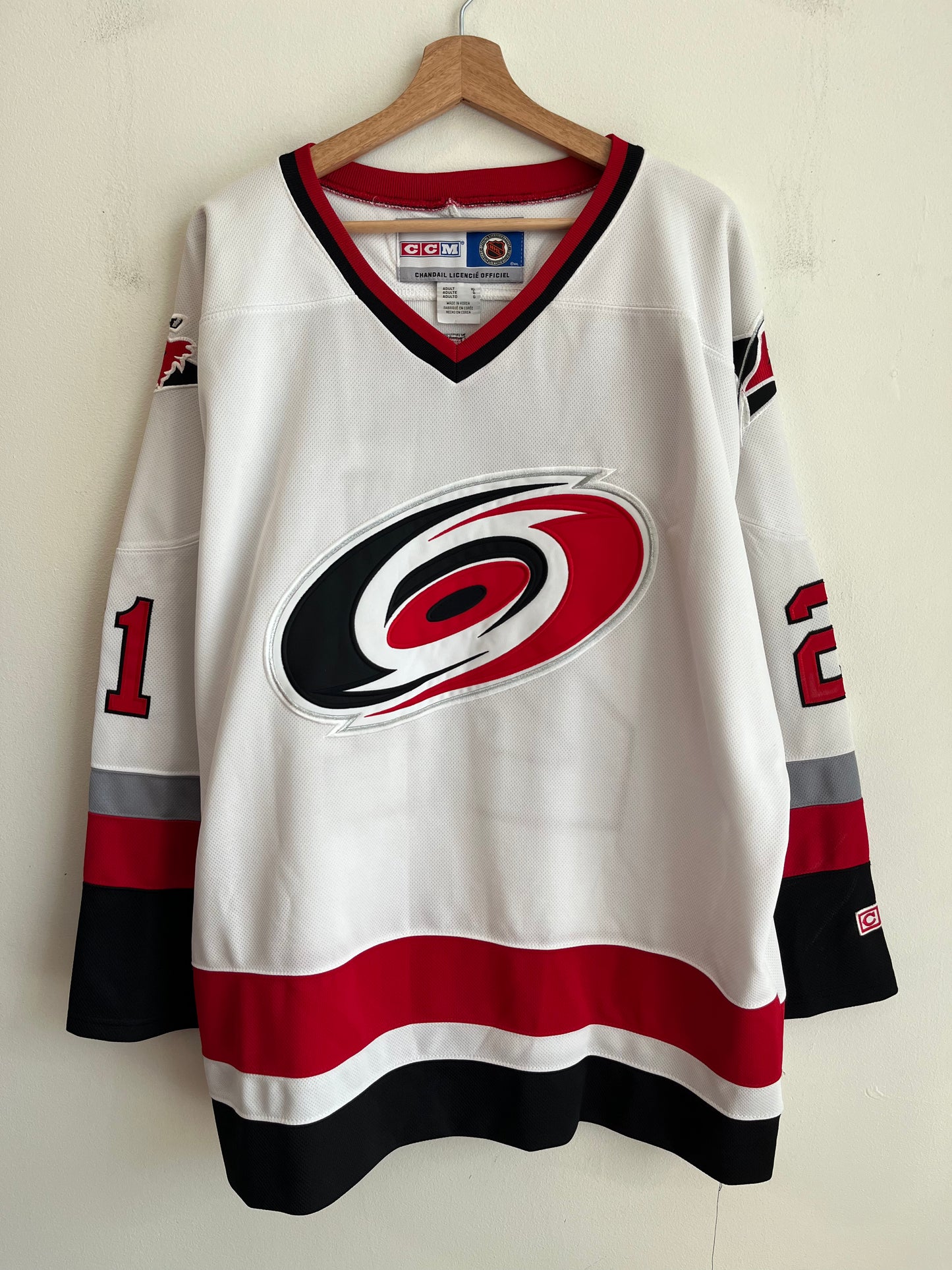 00s Carolina Hurricanes Ron Francis CCM Away Jersey (XL)
