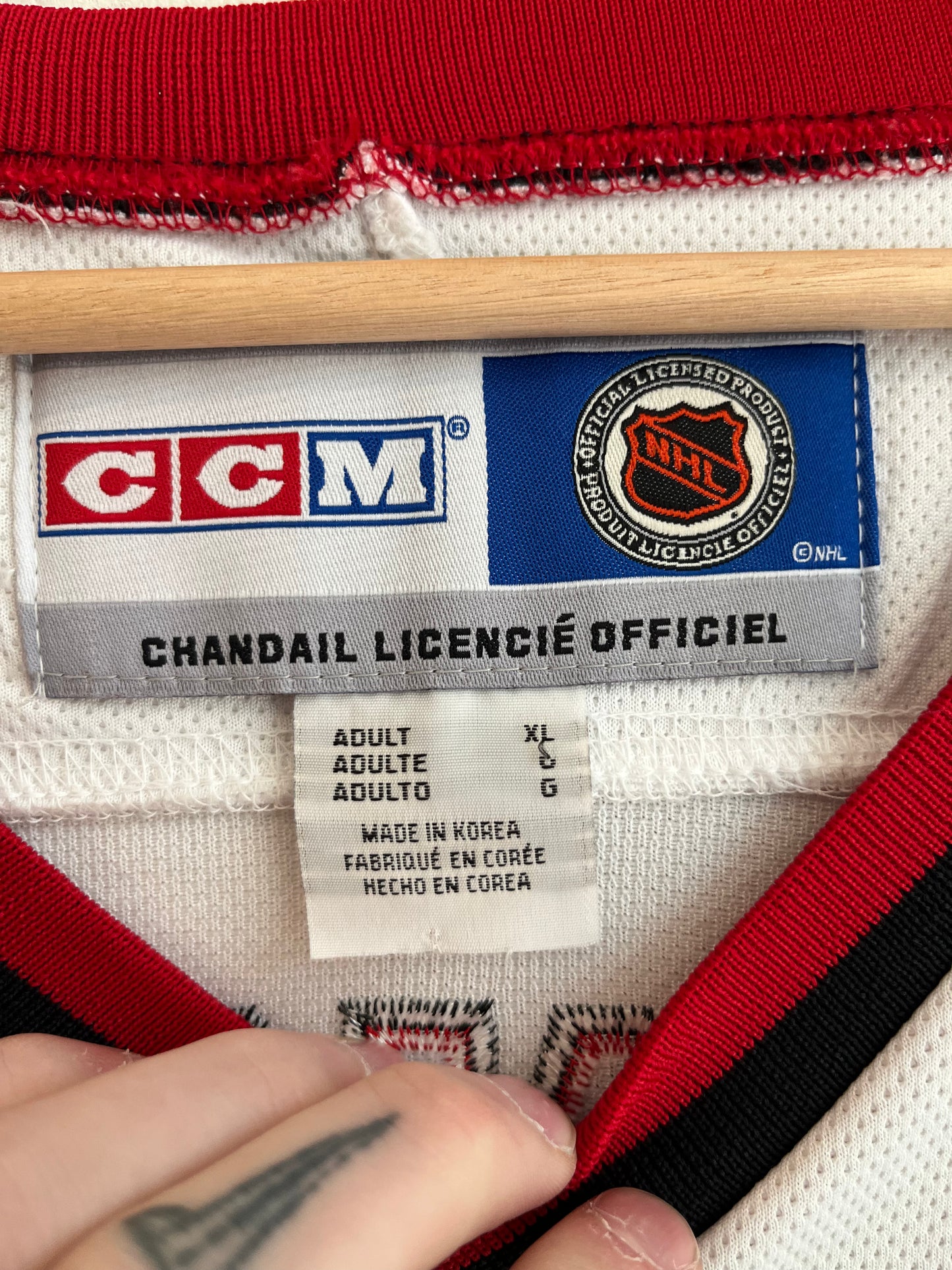 00s Carolina Hurricanes Ron Francis CCM Away Jersey (XL)
