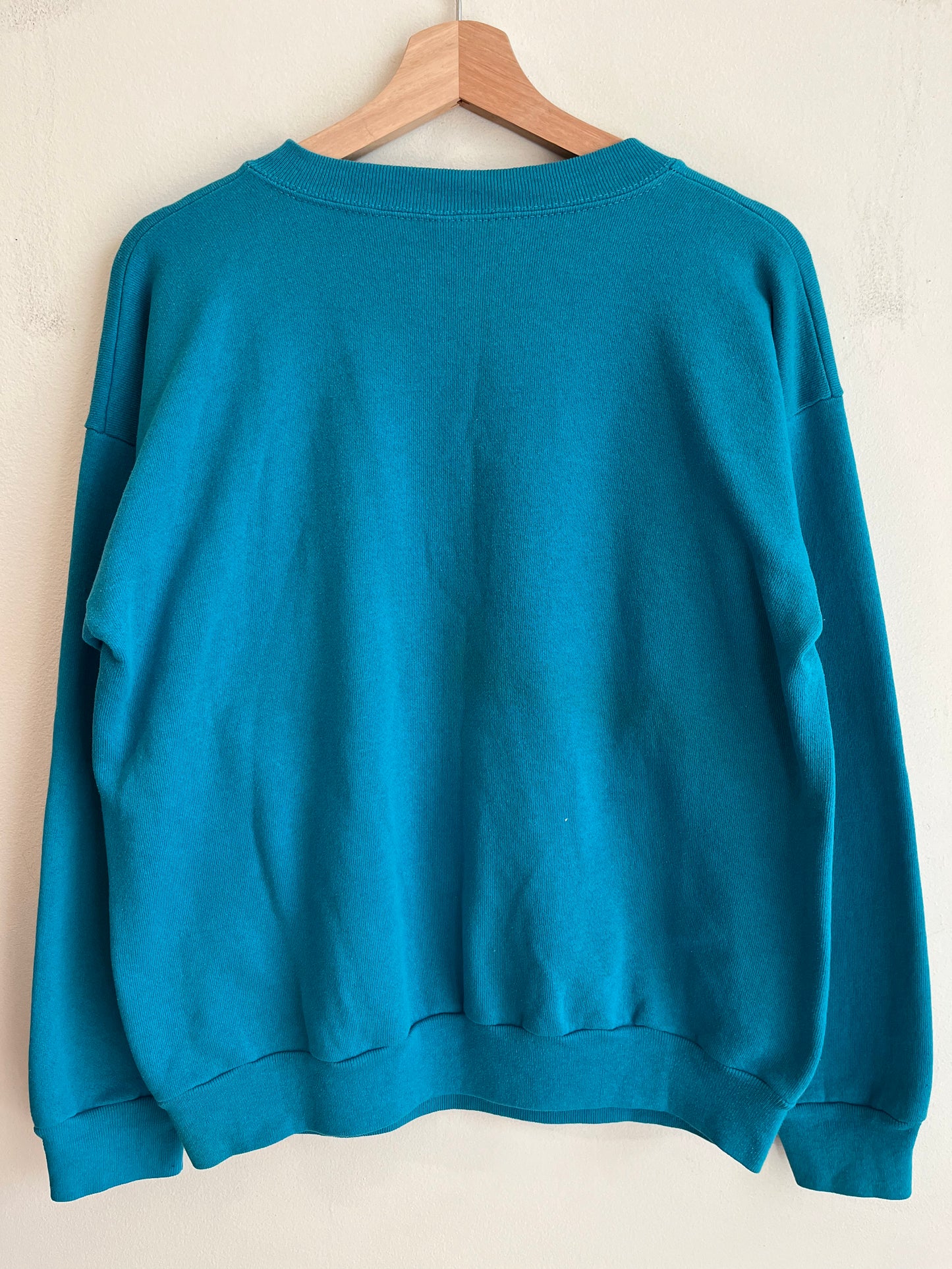 90s Charlotte Hornets Spell Out Basketball Club Crewneck (L)