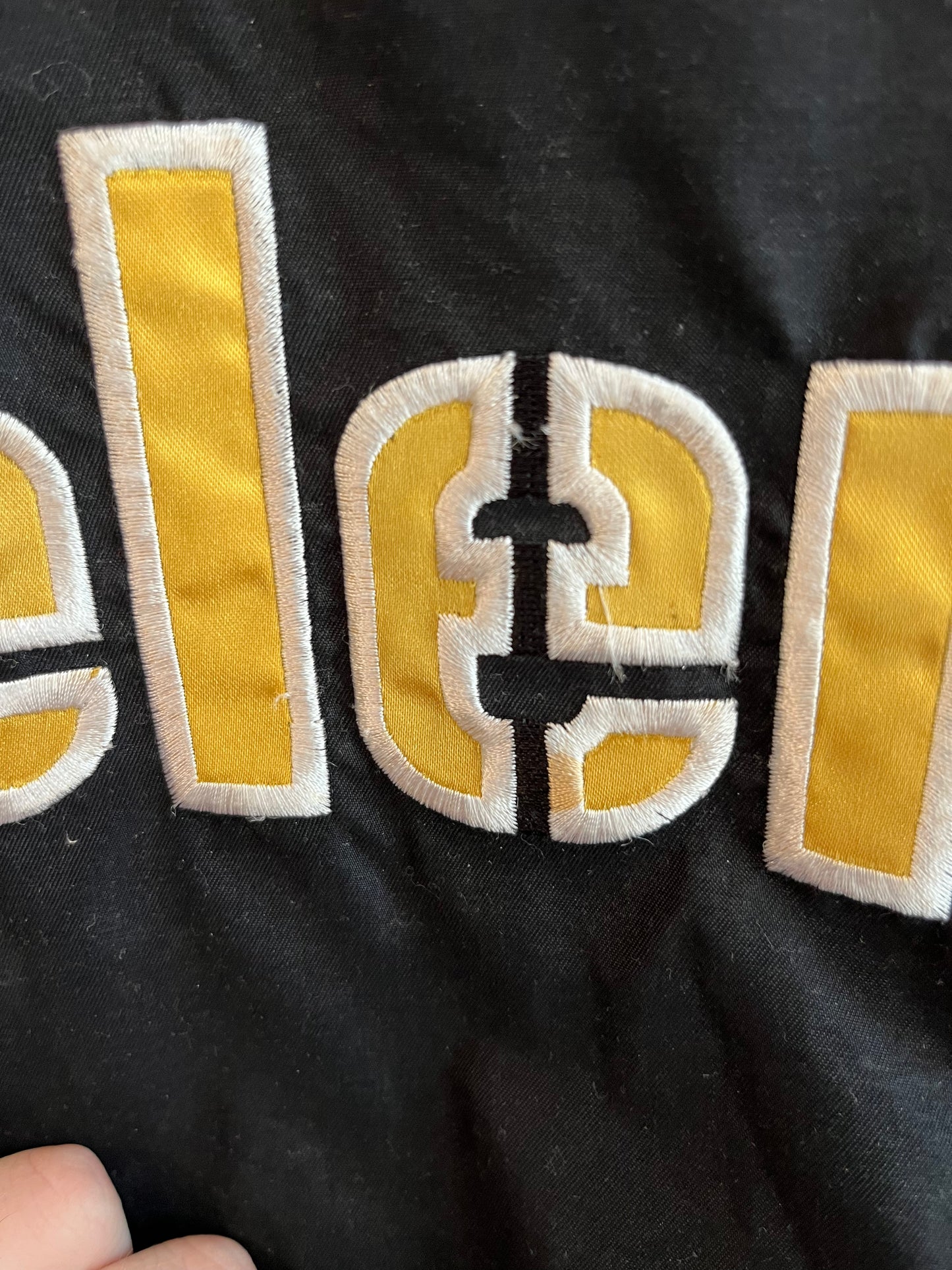 90s Pittsburgh Steelers Reebok Pro Line Windbreaker (L)