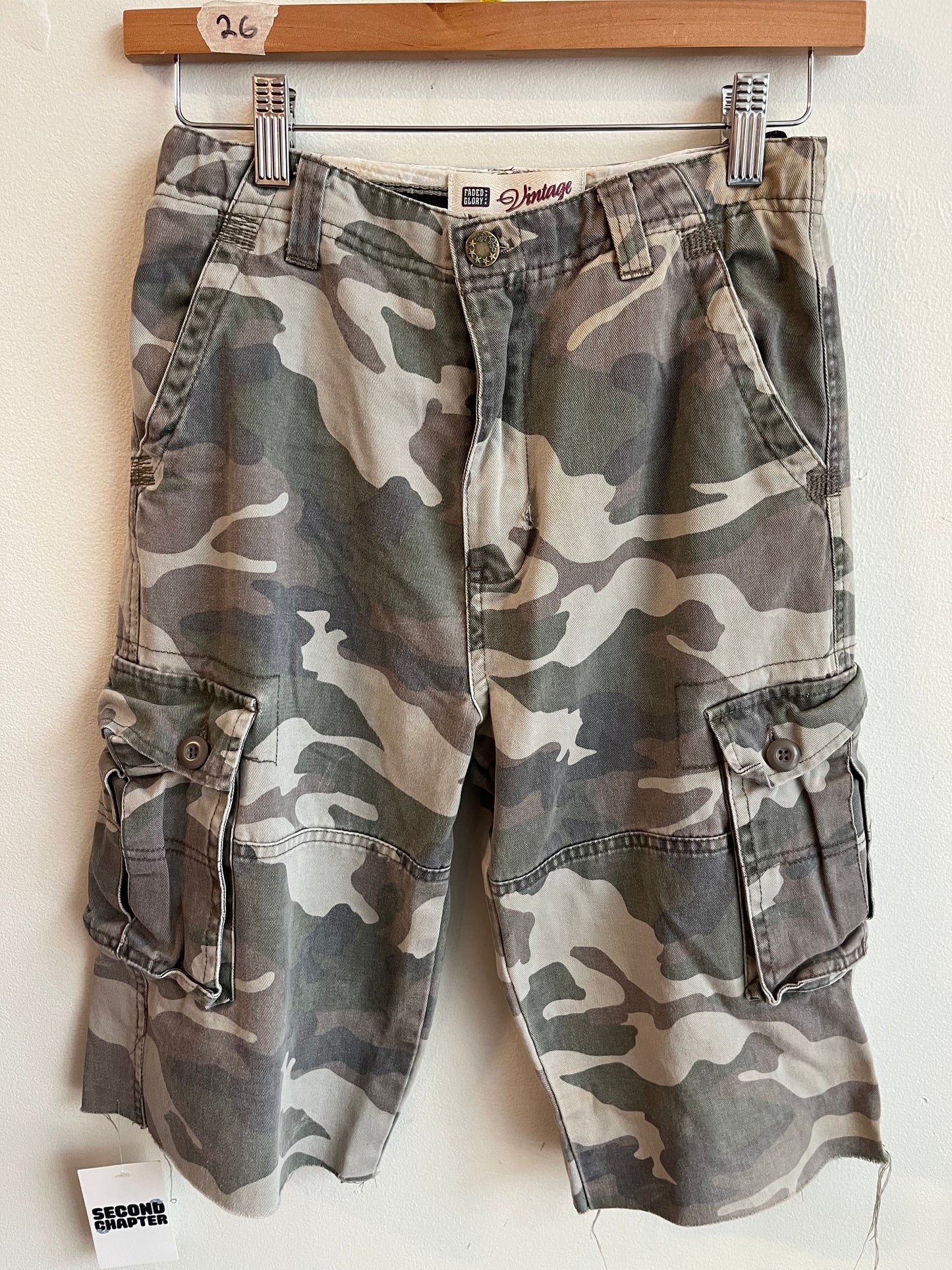 00s Faded Glory Faded Camo Shorts (26)