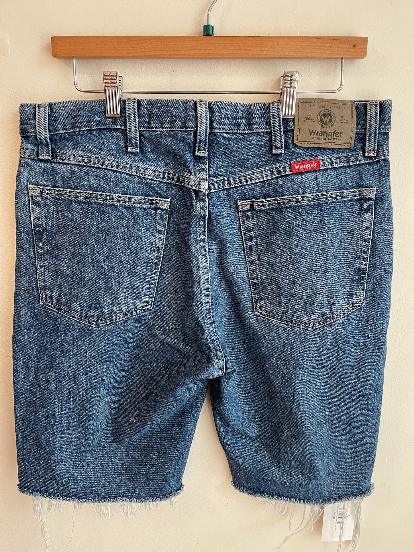 00s Wrangler Dark Blue Shorts (34)