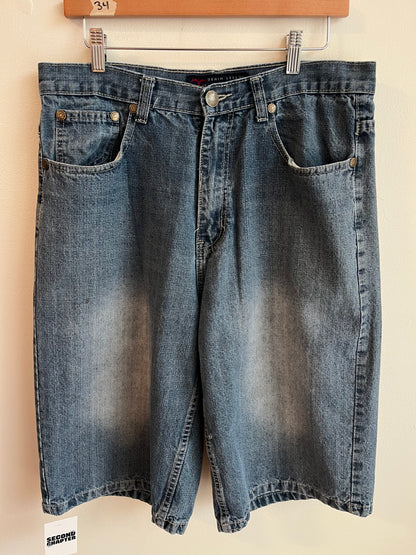 00s Brooklyn Xpress Baggy Shorts (34)