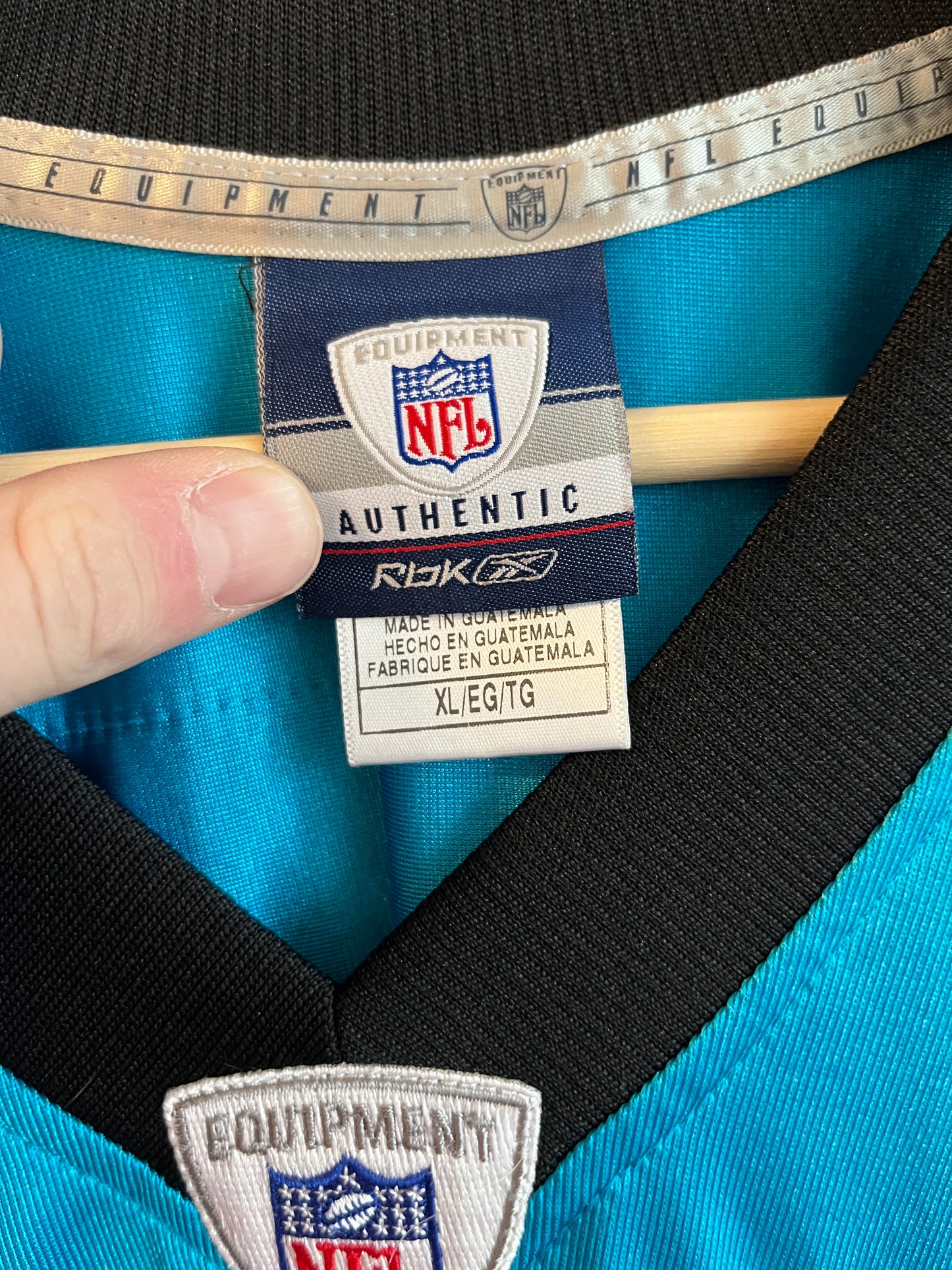 00s Carolina Panthers DeAngelo Williams Reebok Blue Jersey (XL)