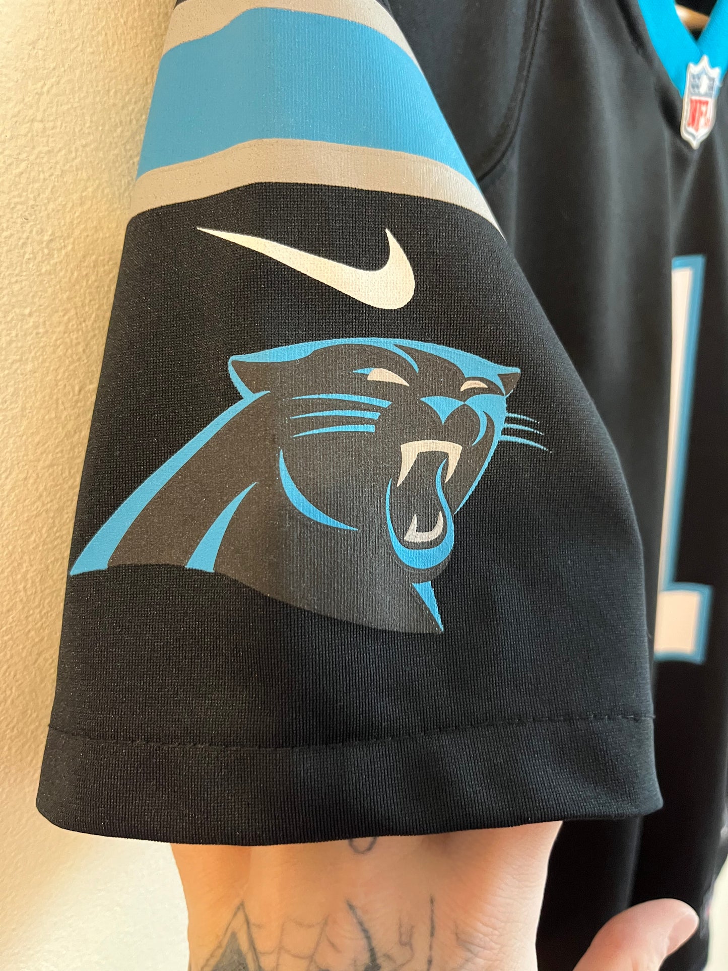 2016 Carolina Panthers Cam Newton Nike Home Jersey (Youth M)