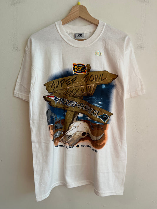 2004 Carolina Panthers vs New England Patriots White Super Bowl Tee (M)