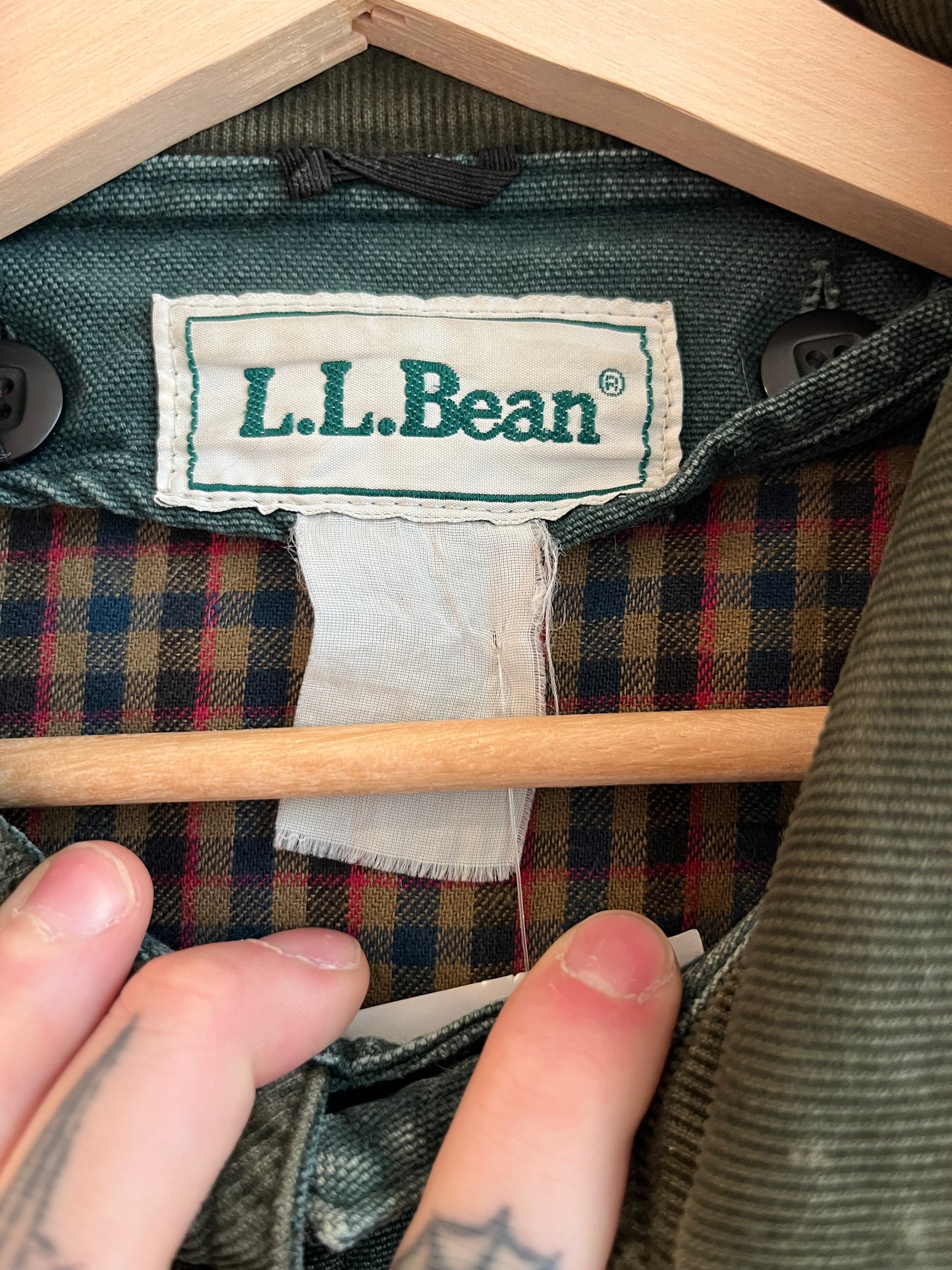 90s L.L. Bean Faded Green Plaid Lined Chore Jacket (L)