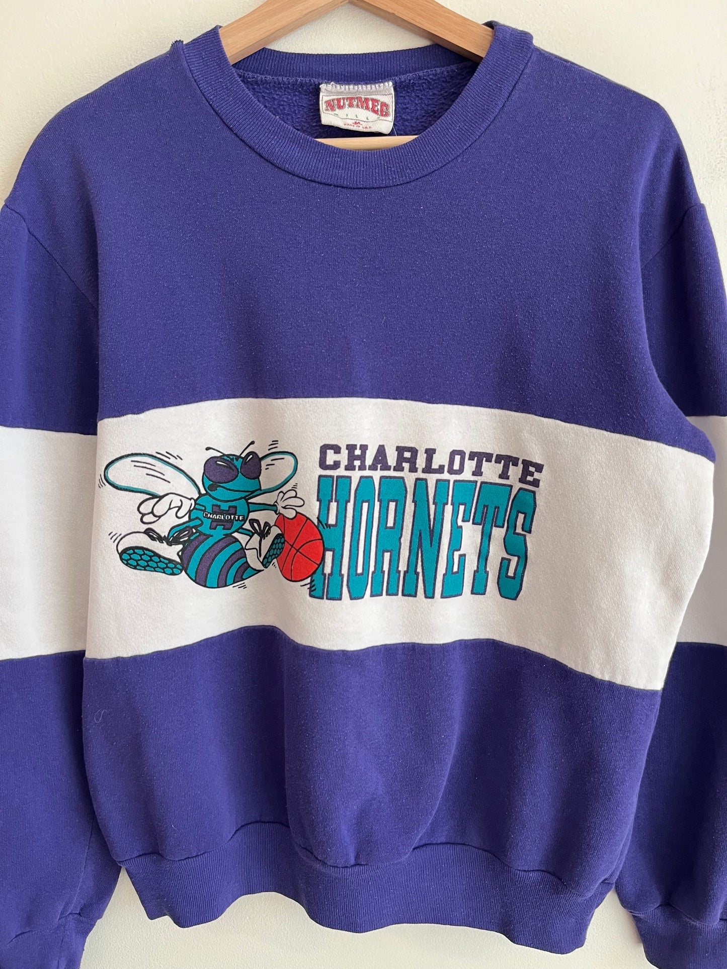80s Charlotte Hornets Two Tone Nutmeg Crewneck (M)